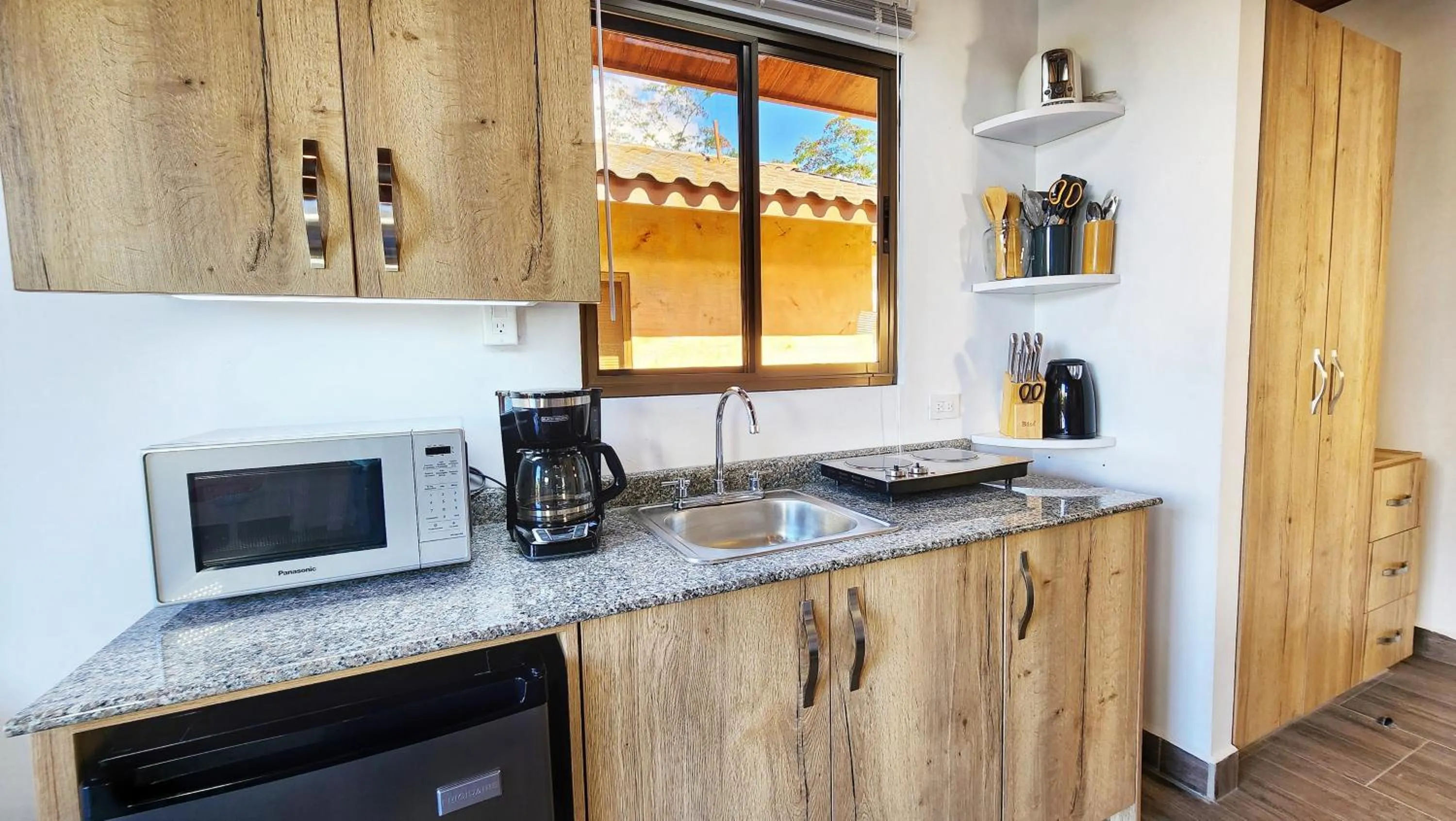 Kitchen or kitchenette in Rio Verde by Villa Alejandro