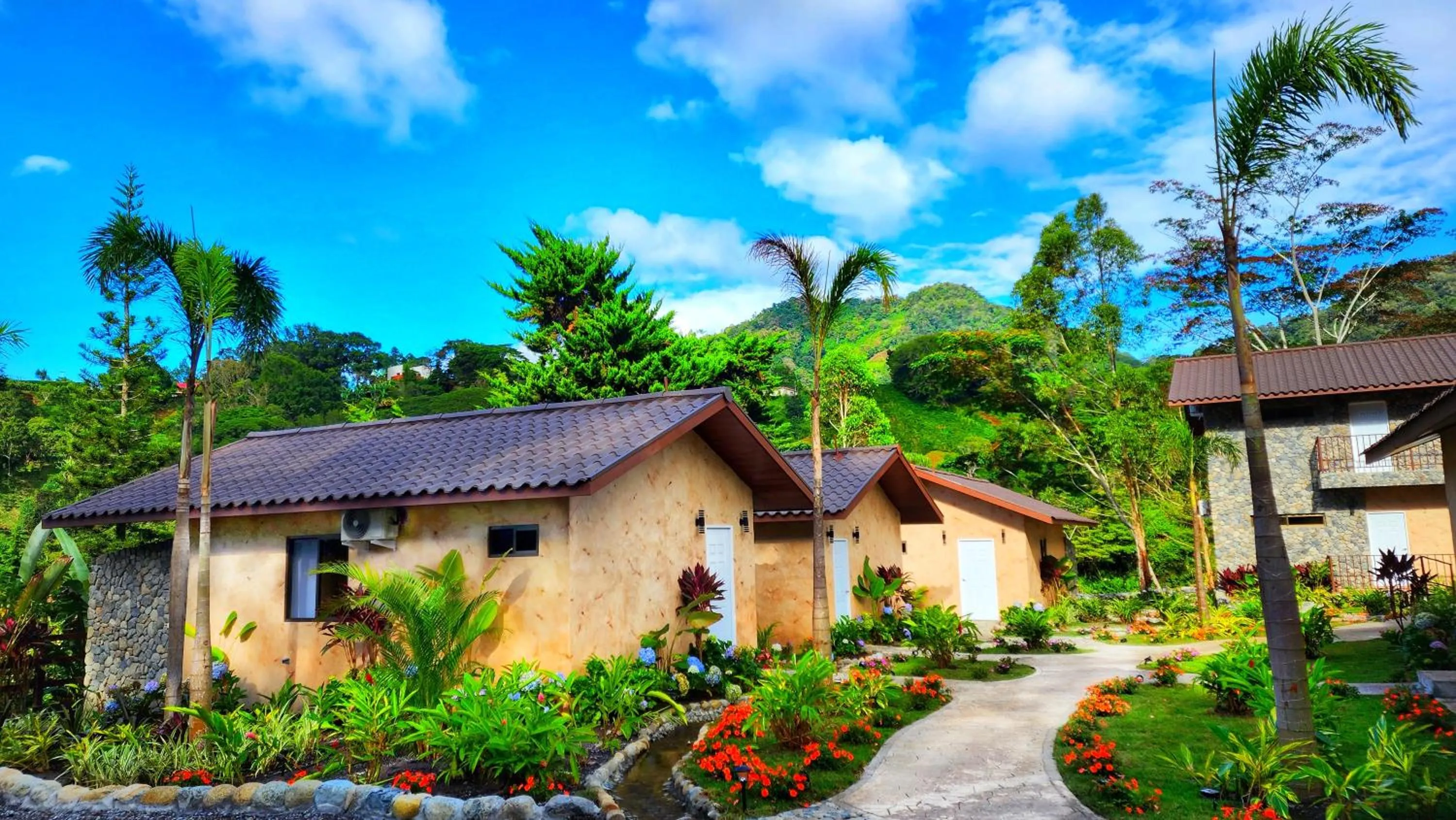 Property building in Rio Verde by Villa Alejandro