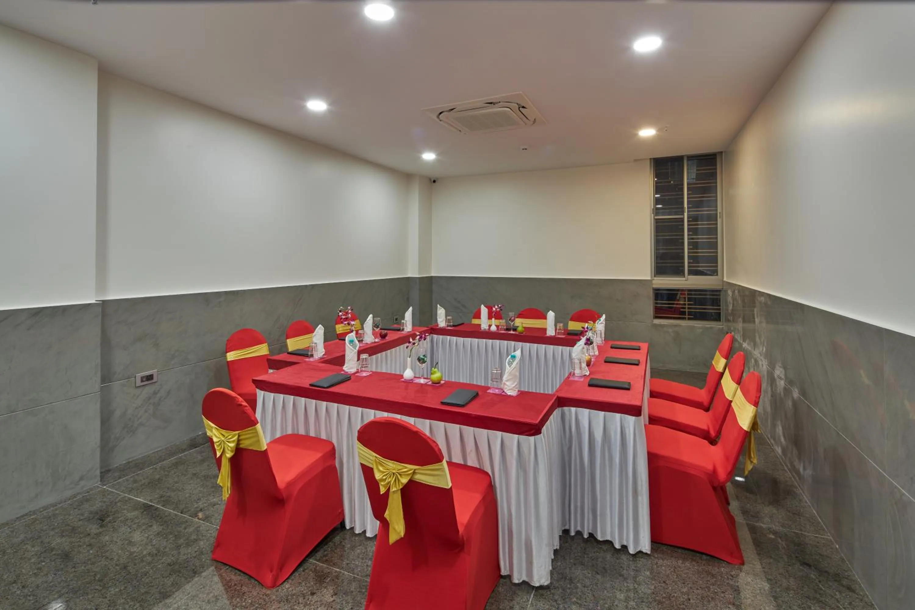 Meeting/conference room in Regenta Inn Grand-ORR, Mahadevapura