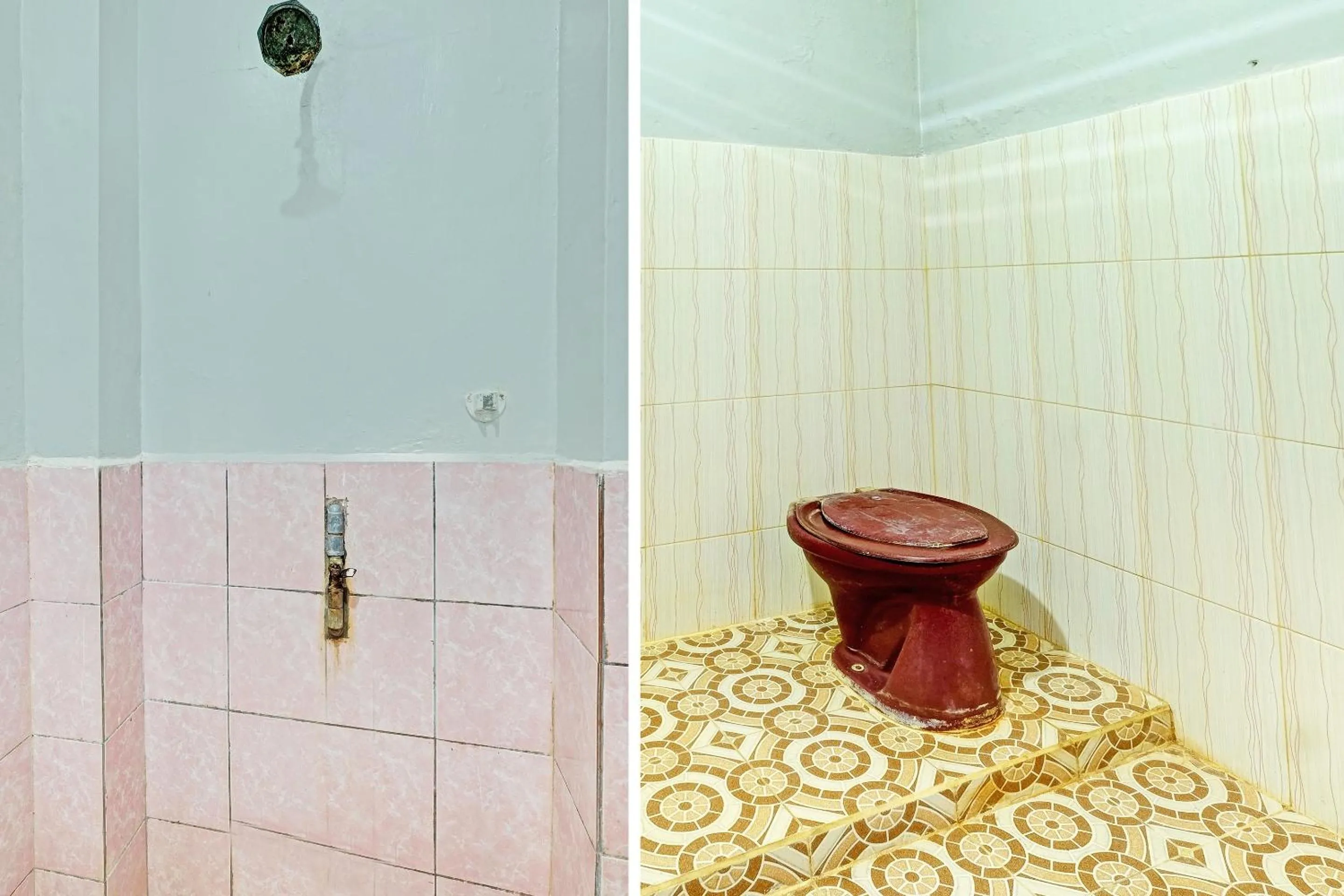 Bathroom in SPOT ON 91915 Homestay Superman