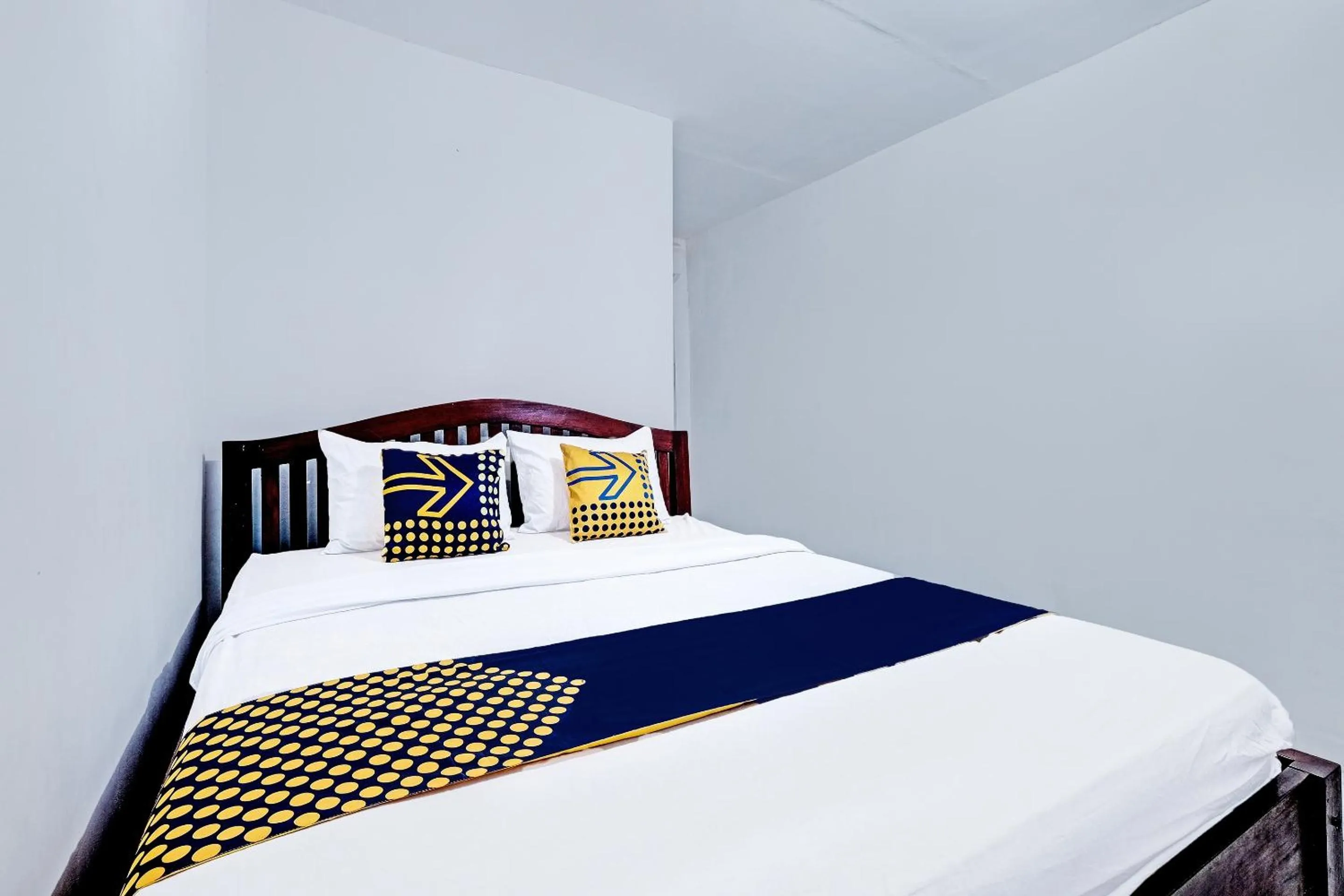 Bedroom in SPOT ON 91916 Joglo Doyong Homestay Syariah