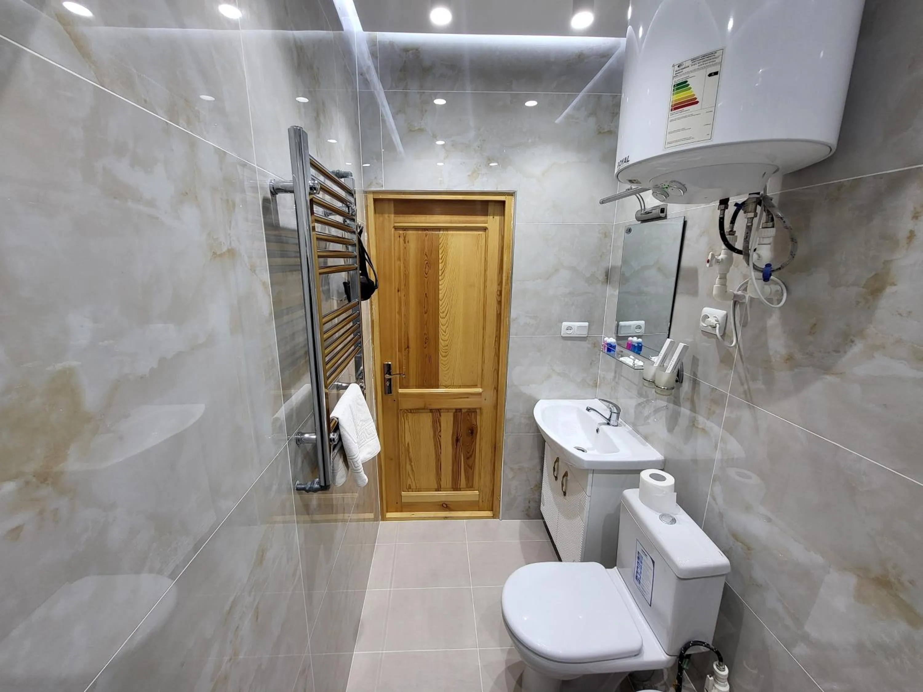 Shower in Ulli Oy Boutique Hotel & Terrace