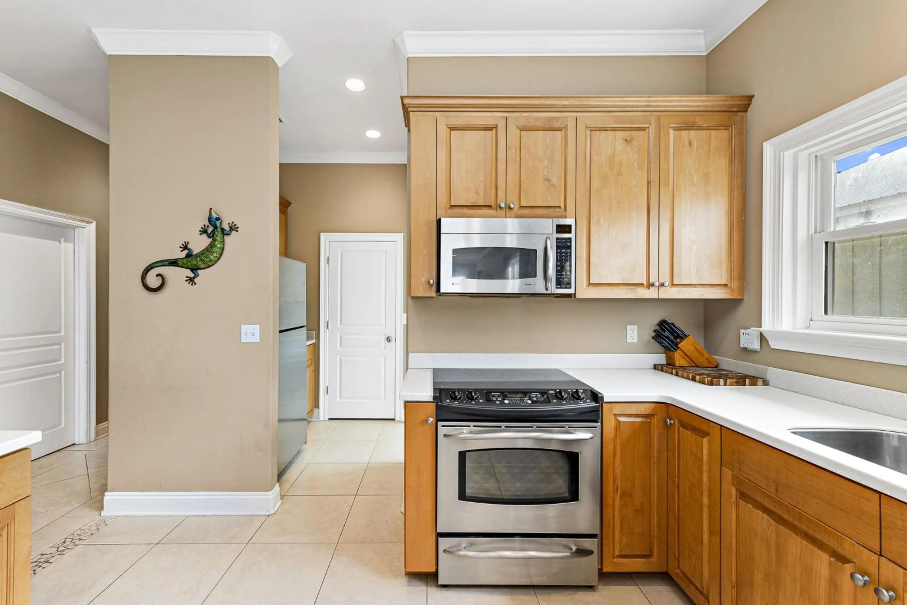 Kitchen or kitchenette in Krusty Crab