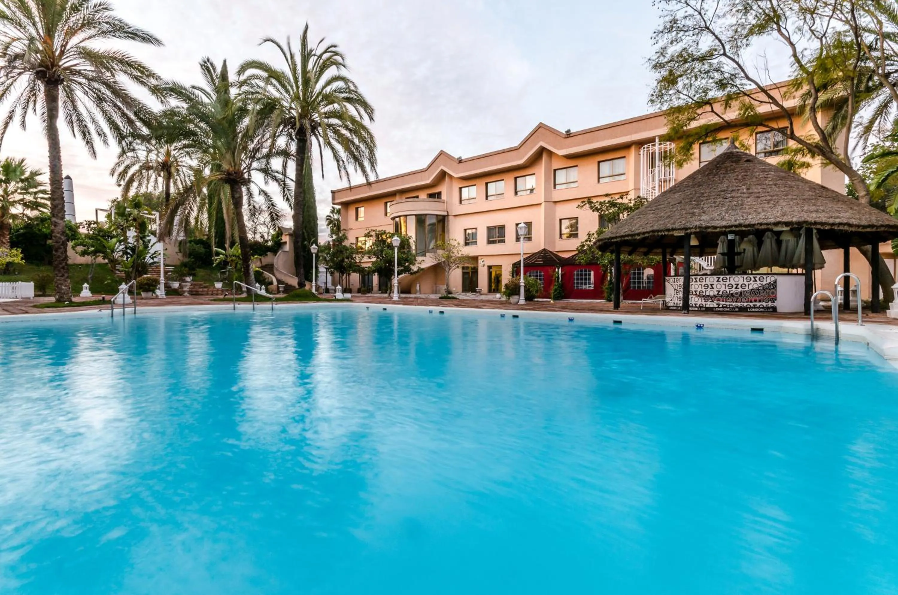 Property building in Exe Guadalete