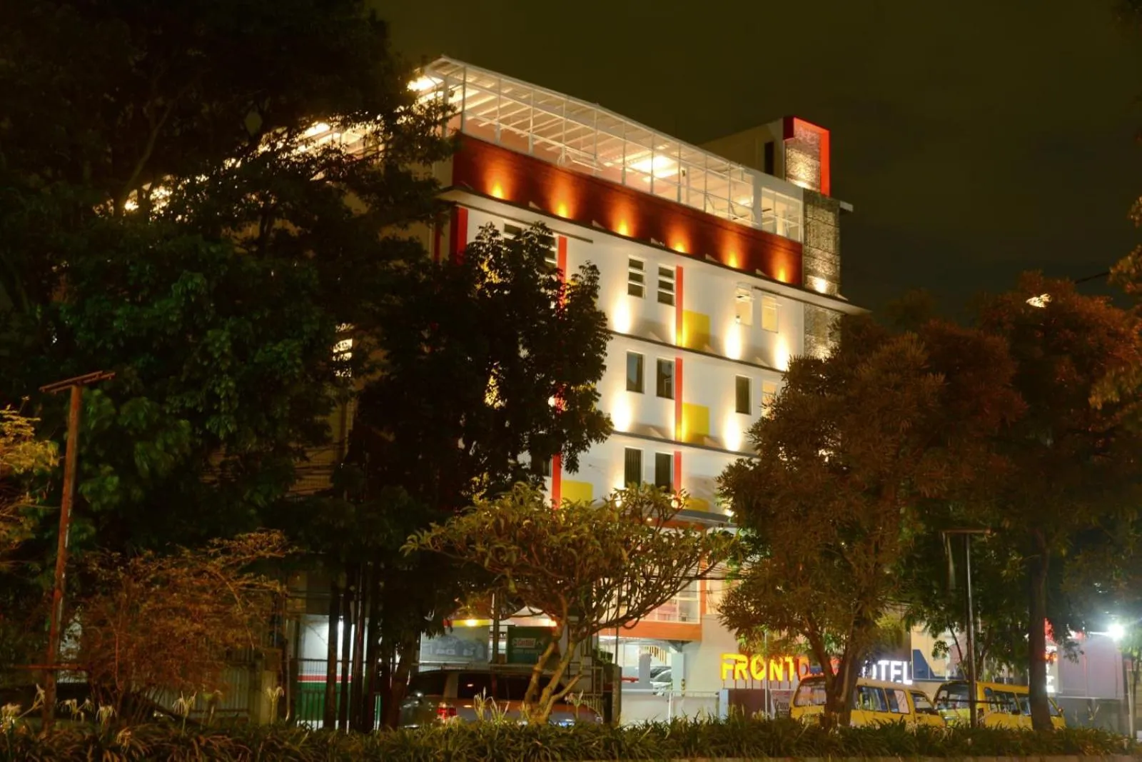 Property building in Front One Hotel Pasir Koja Bandung