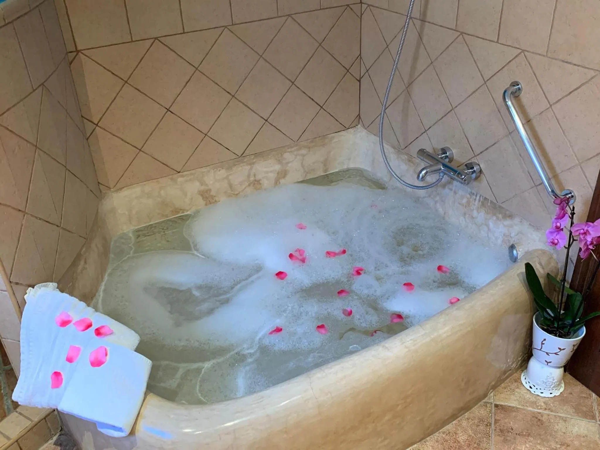 Bathroom in Hotel Rural Molino del Puente Ronda