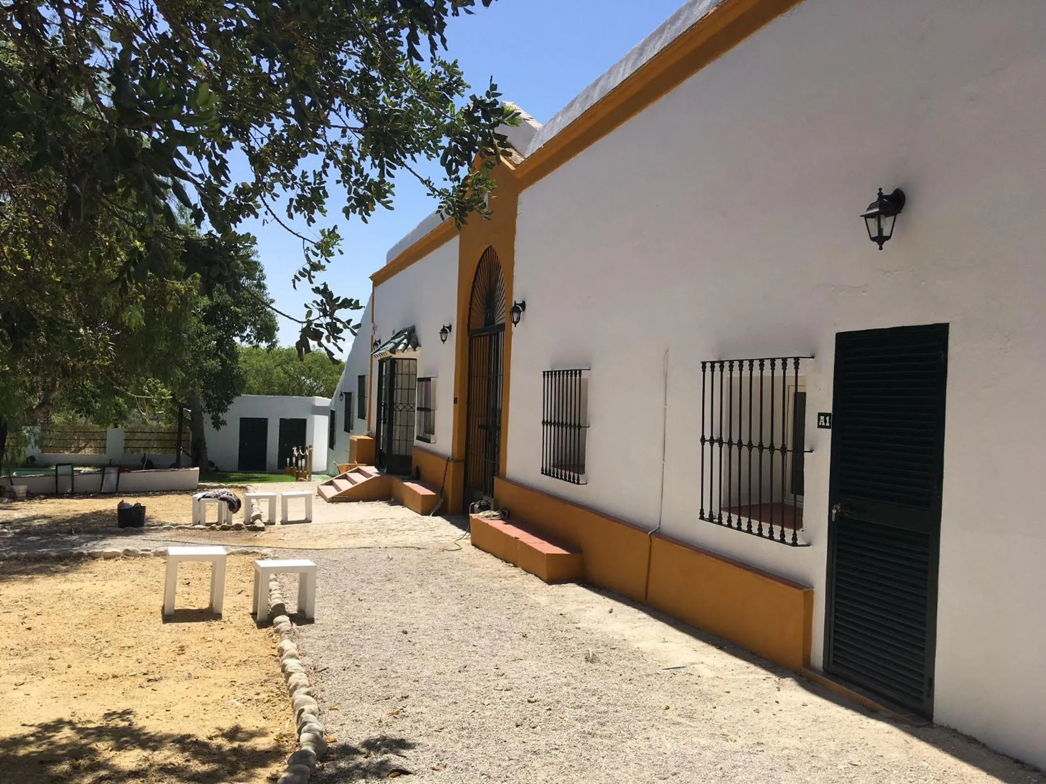 Facade/entrance in Hacienda Marcharavi
