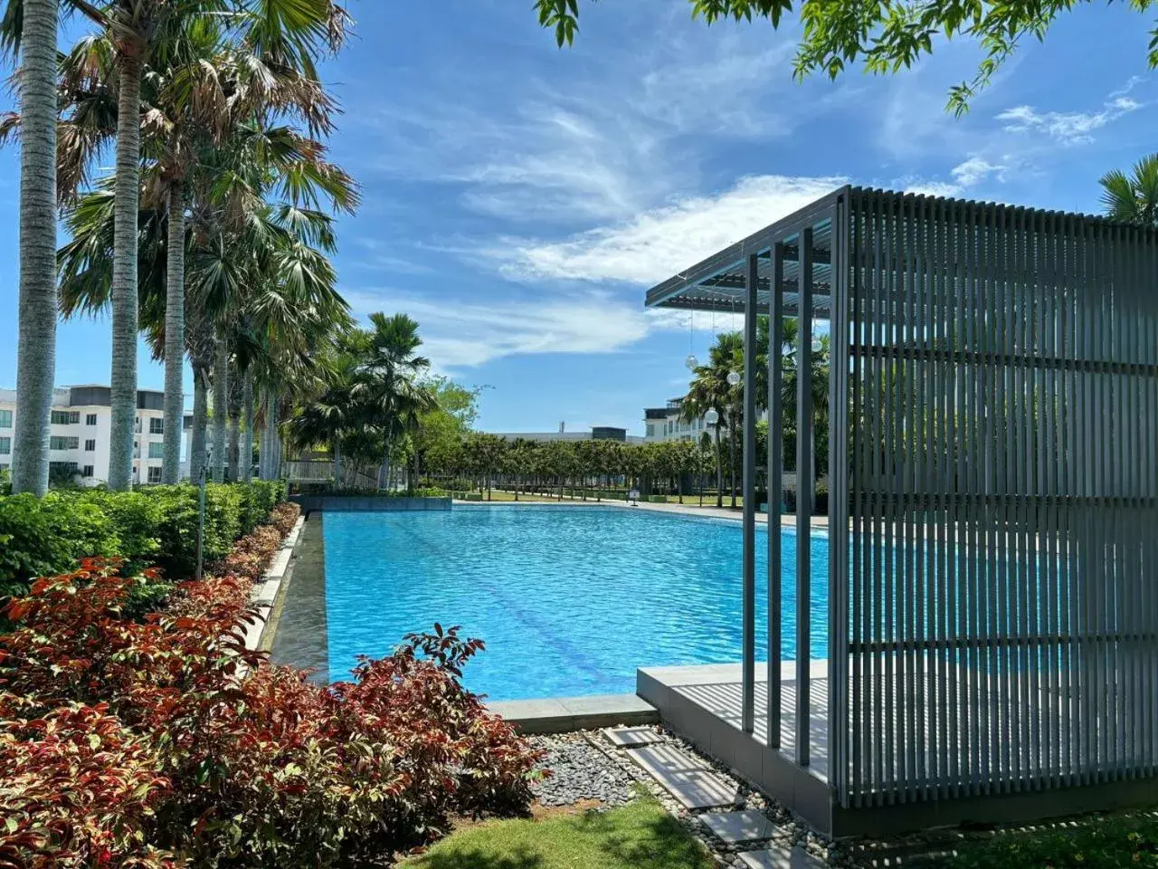 Three-Bedroom Apartment in The Loft Imago Shopping Mall, City Centre in Kota Kinabalu Three-Bedroom Apartment in The Loft Imago Shopping Mall, City Centre in Kota Kinabalu