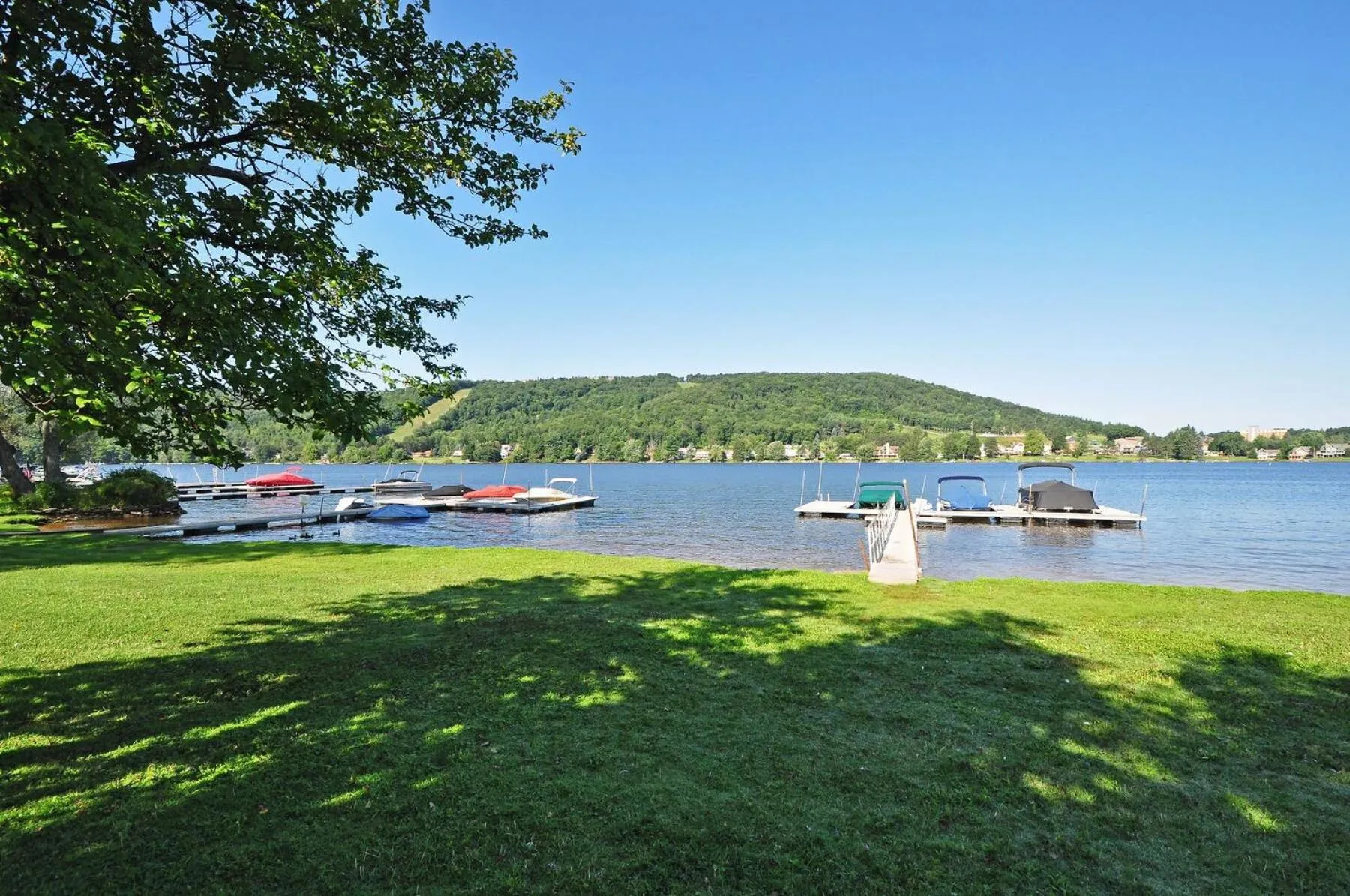 Property building in Sunset Chalet