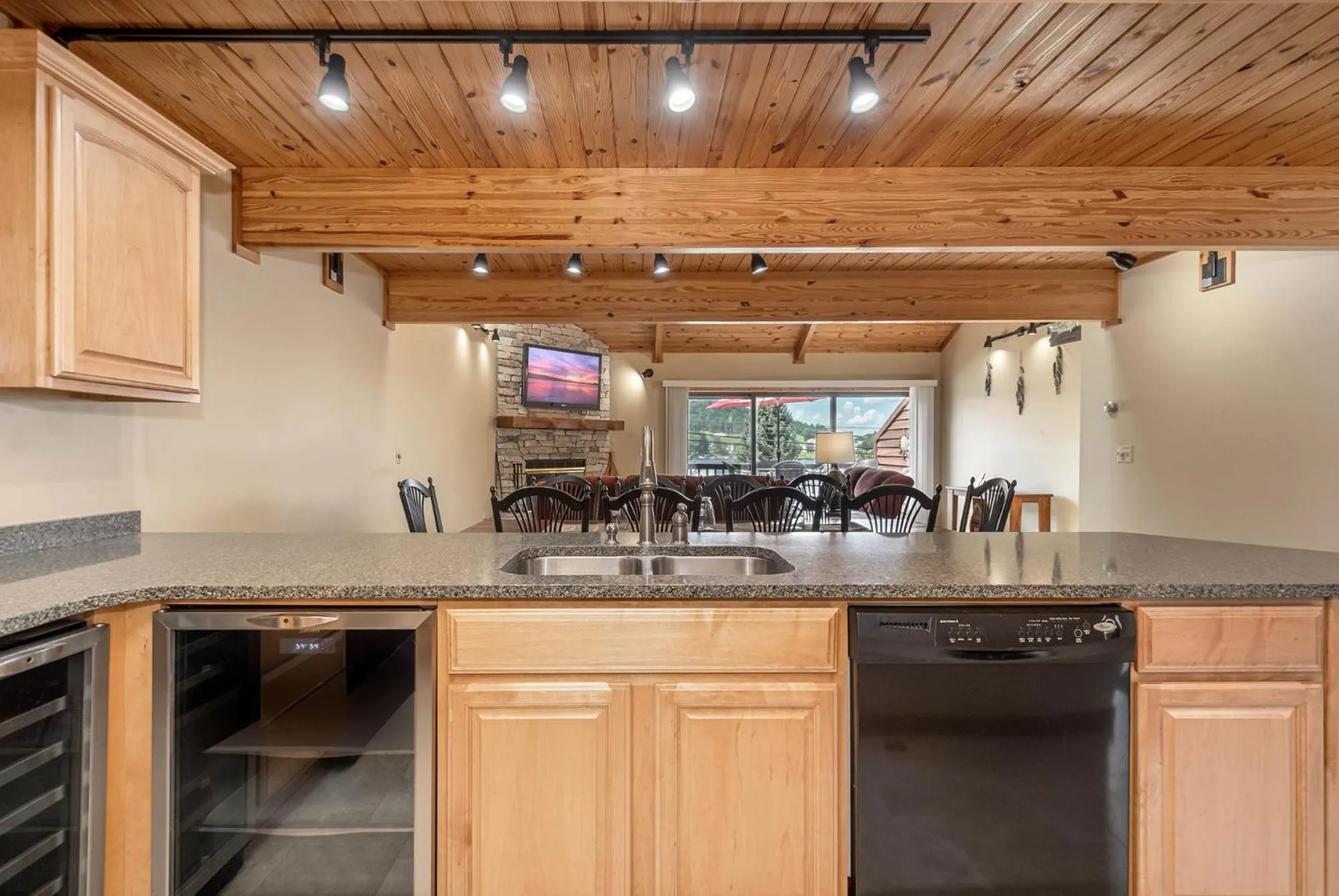 Property building in Sunset Chalet