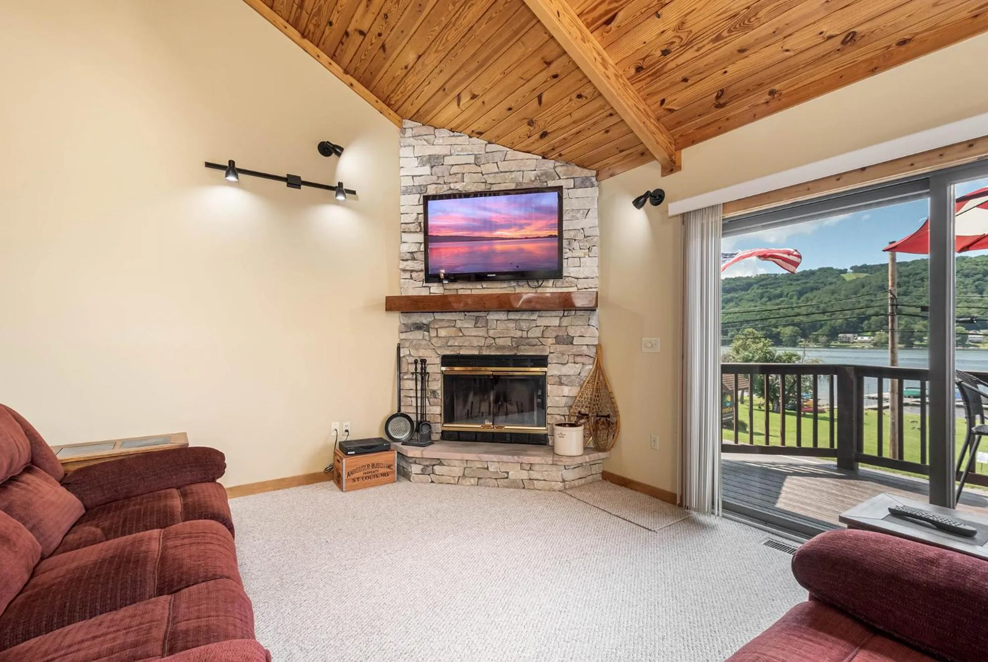 Property building in Sunset Chalet