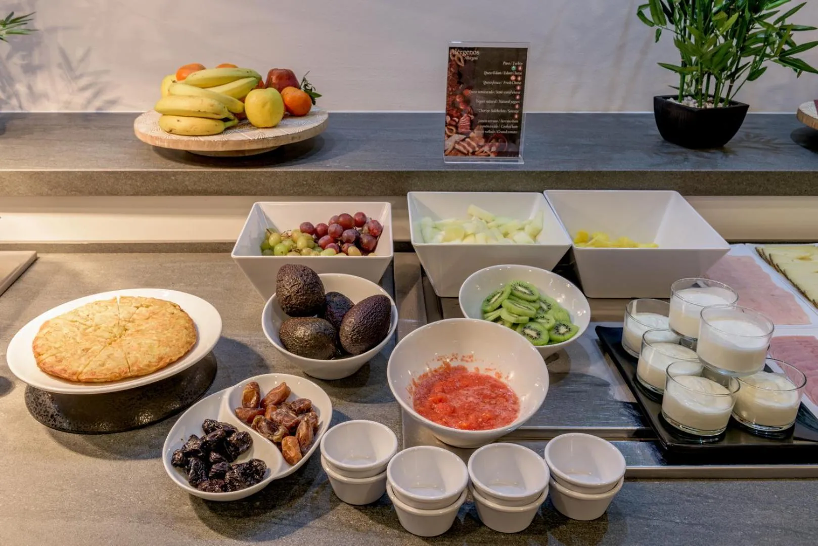 Buffet breakfast in Hotel Boutique Sibarys - Adults Recommended