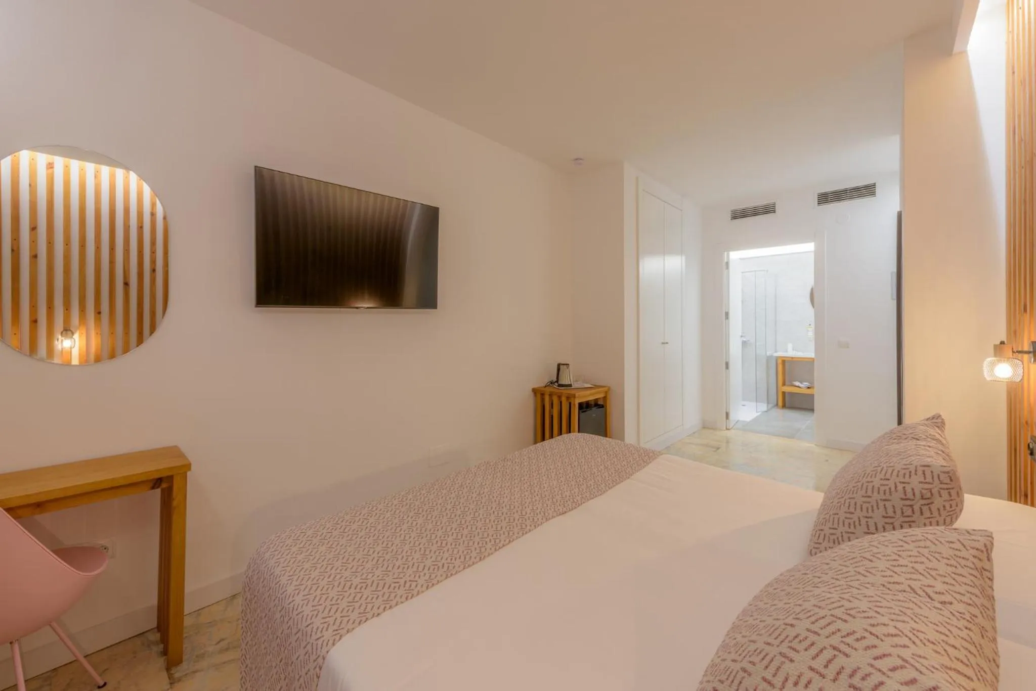 Bed in Hotel Boutique Sibarys - Adults Recommended