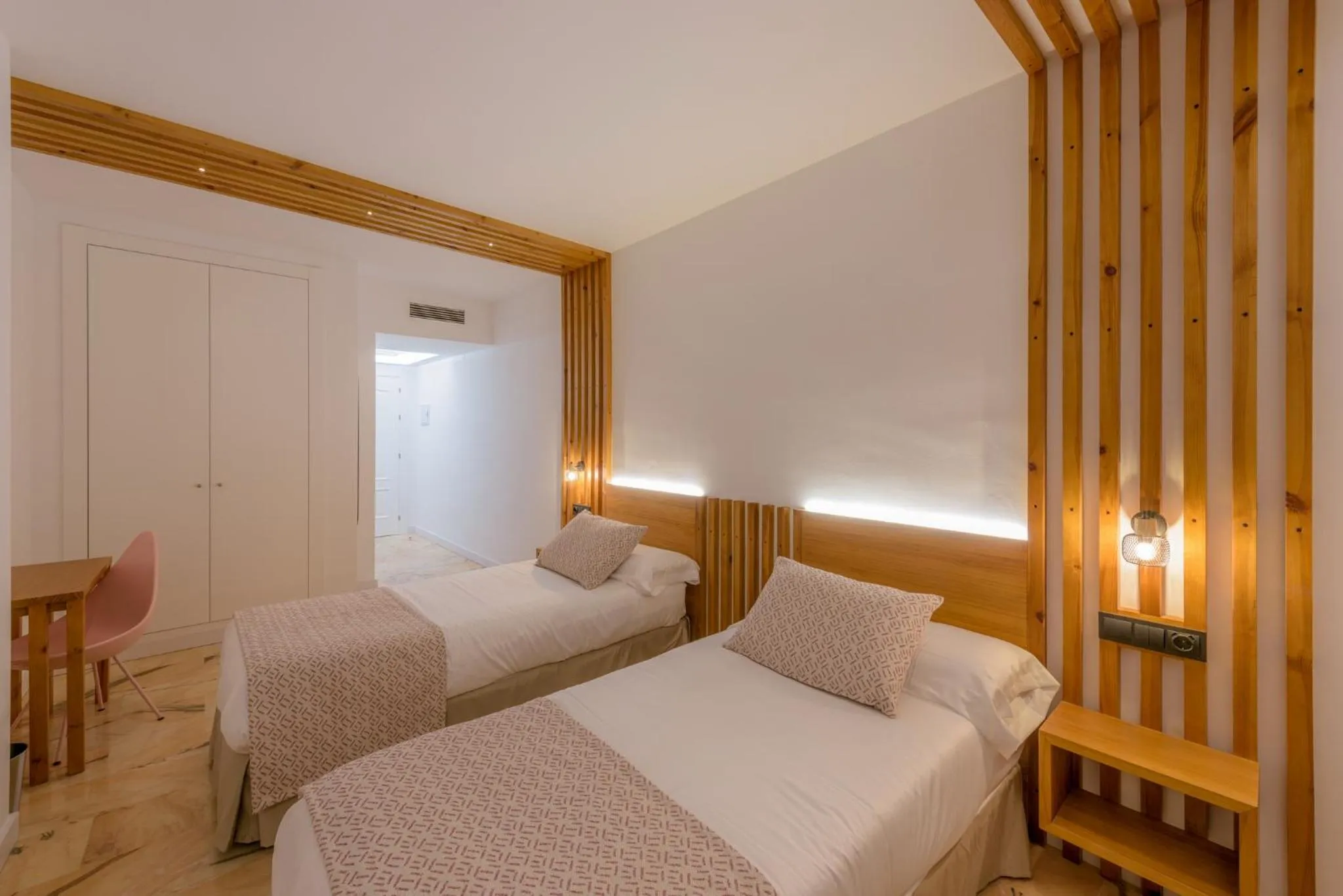Bed in Hotel Boutique Sibarys - Adults Recommended
