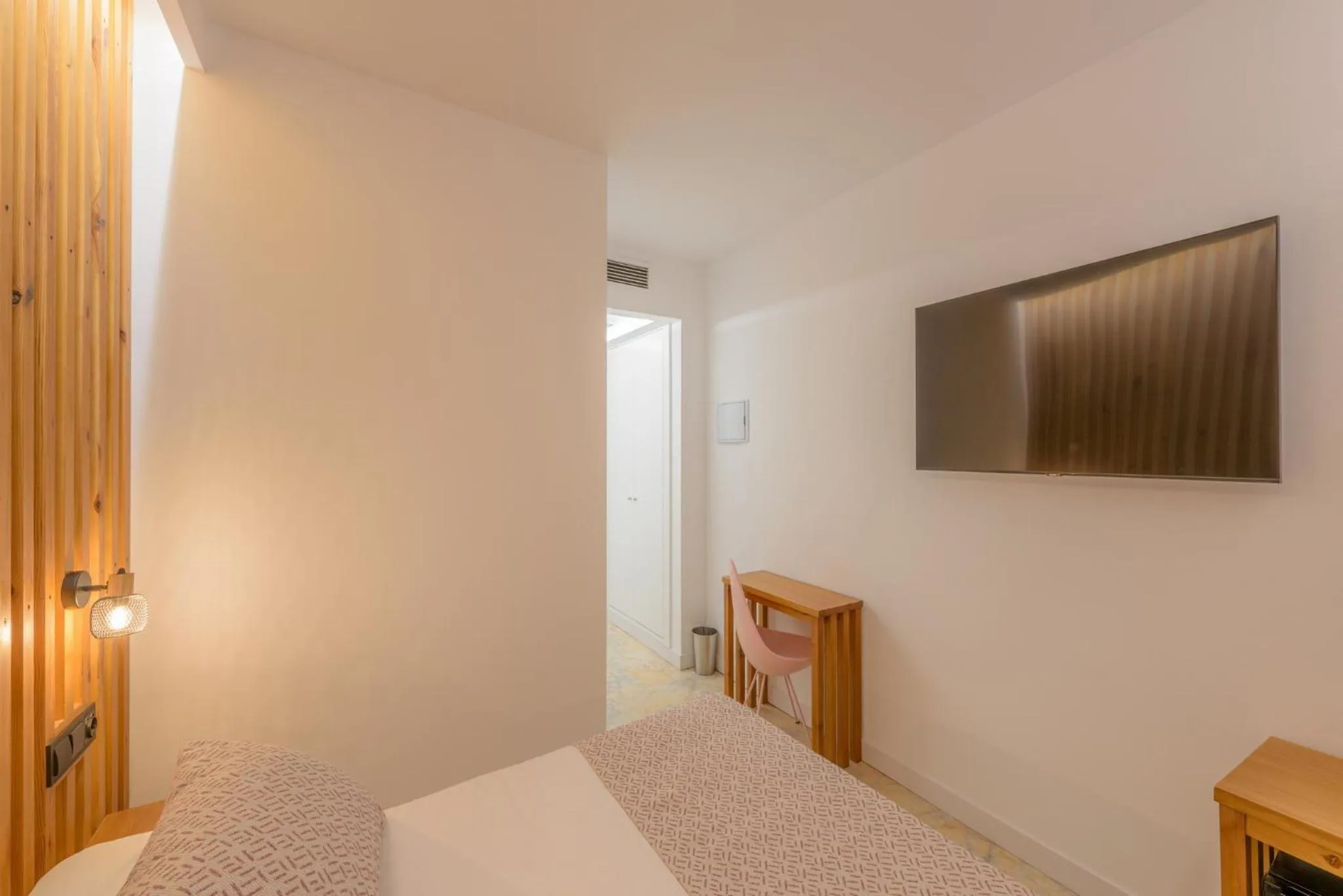 TV and multimedia, Bed in Hotel Boutique Sibarys - Adults Recommended