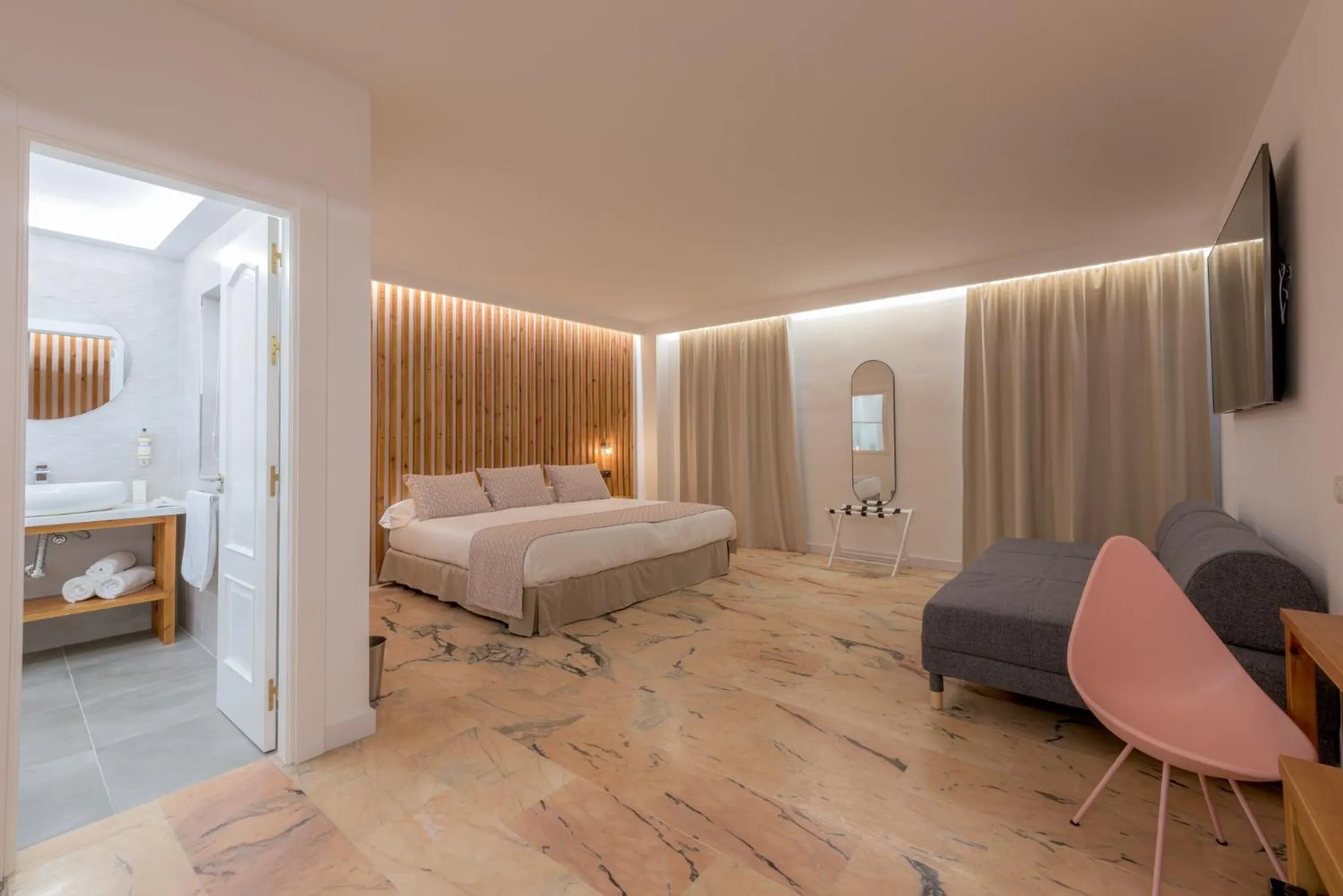 Photo of the whole room, Bed in Hotel Boutique Sibarys - Adults Recommended