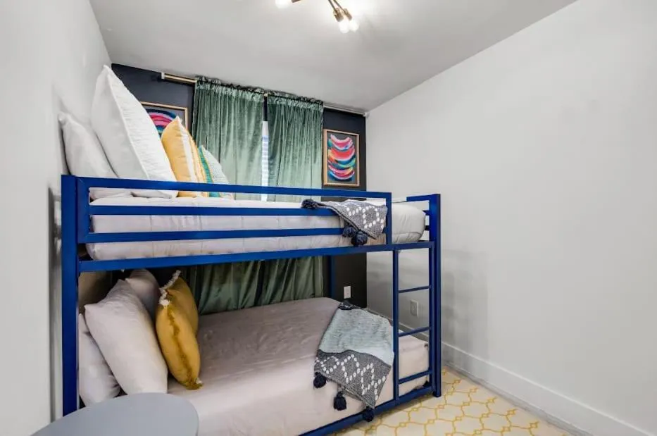 Bed in The Creek Villa Heated Pool & Spa and Boat Slip