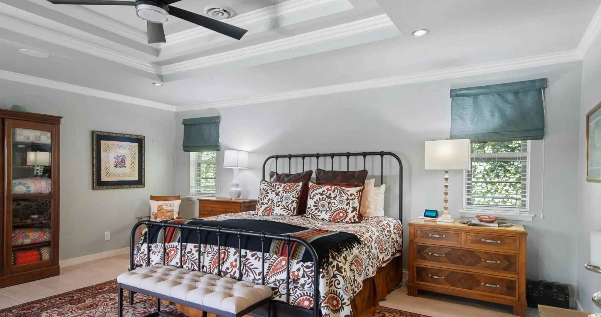 Bed in Stylish 3BR House with Swimming Pool and Walking to HSB Resort