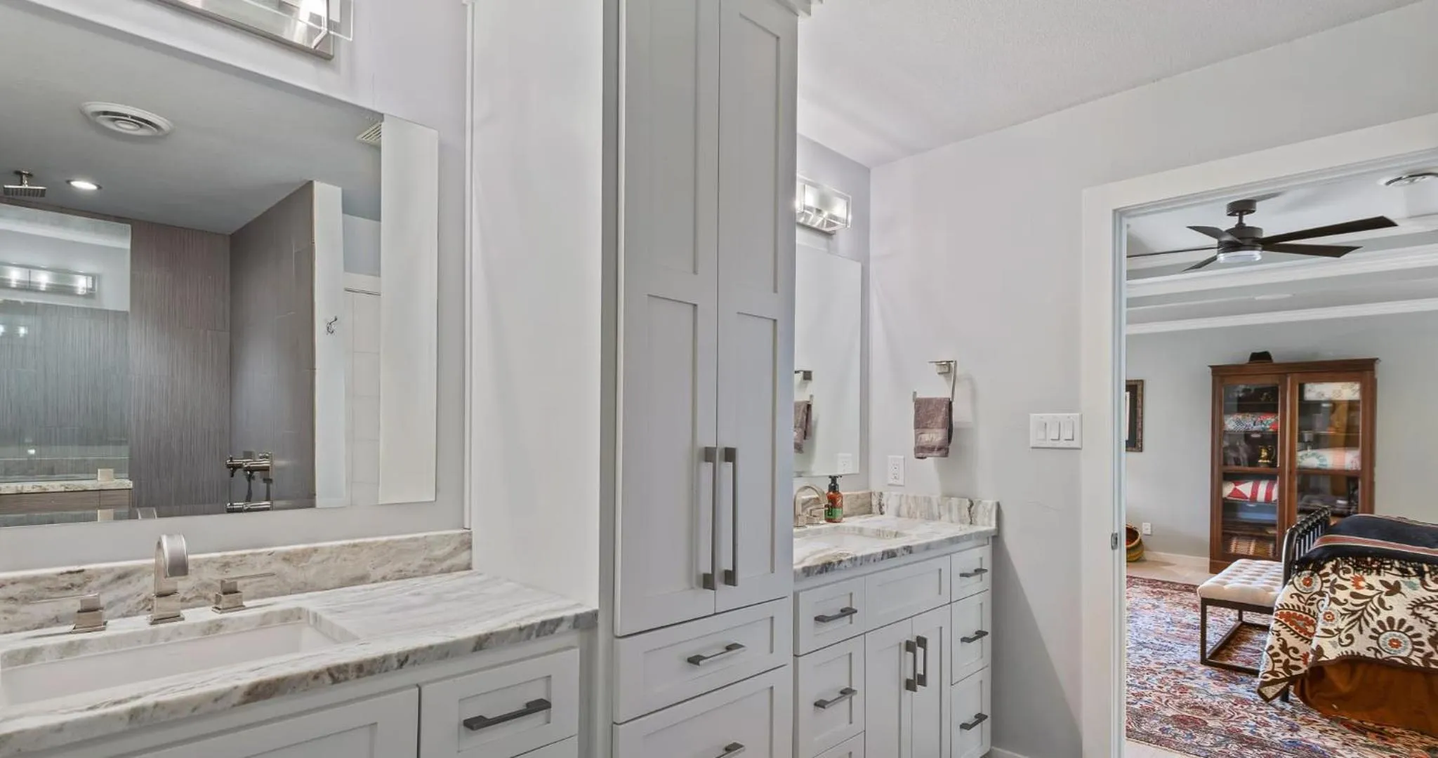 Stylish 3BR House with Swimming Pool and Walking to HSB Resort