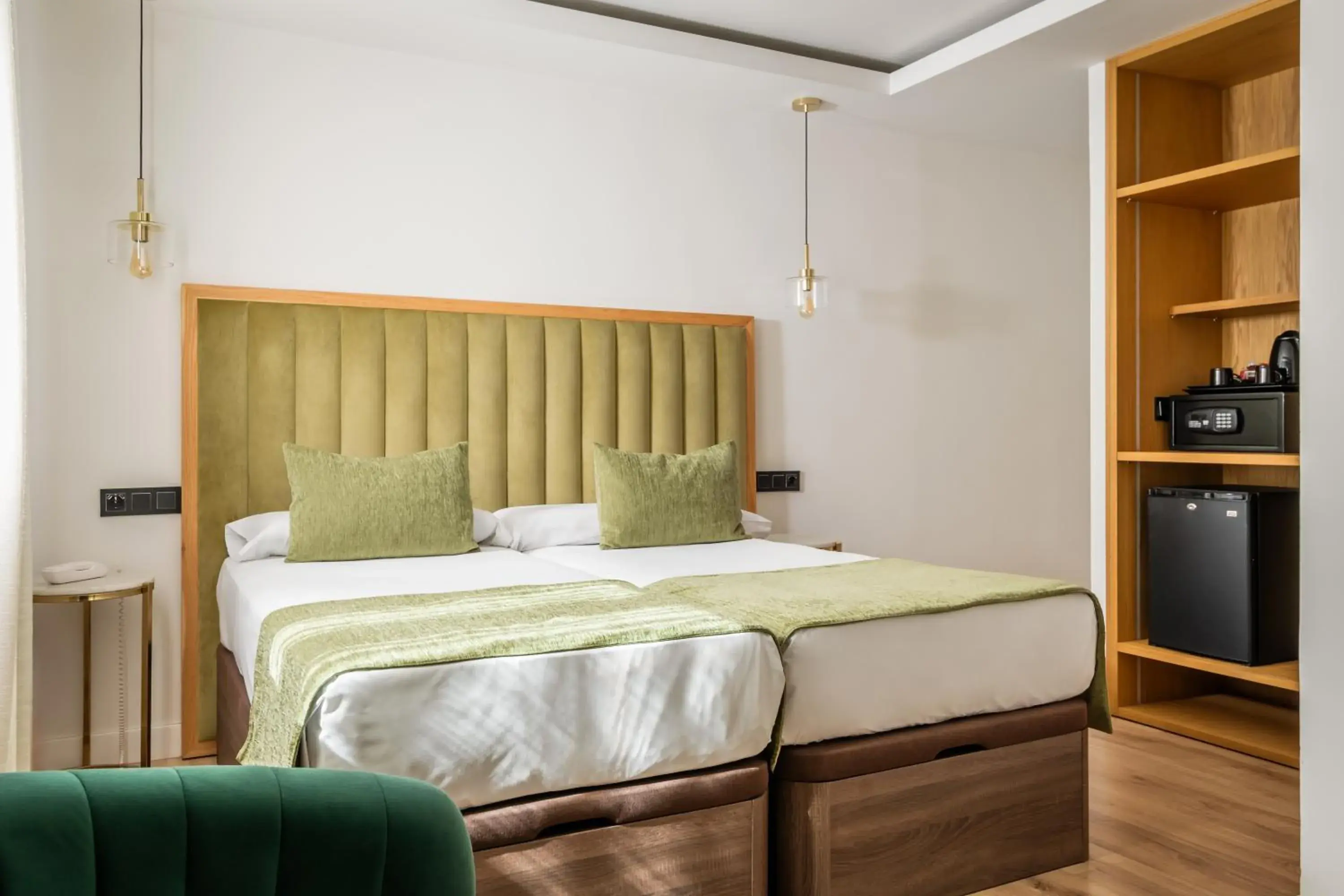 Twin Room in BYPILLOW California Twin Room in BYPILLOW California