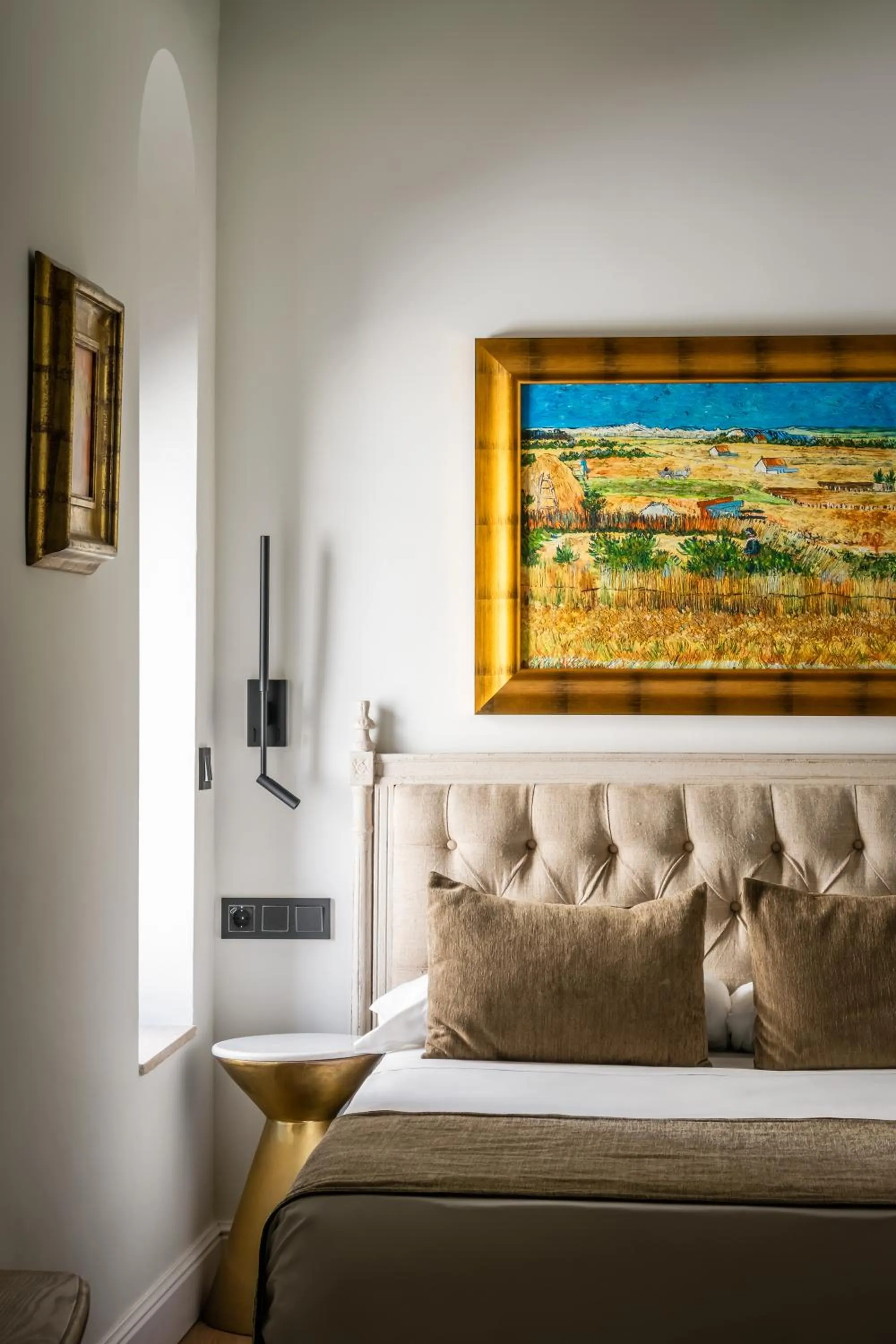 Bed in BYPILLOW California