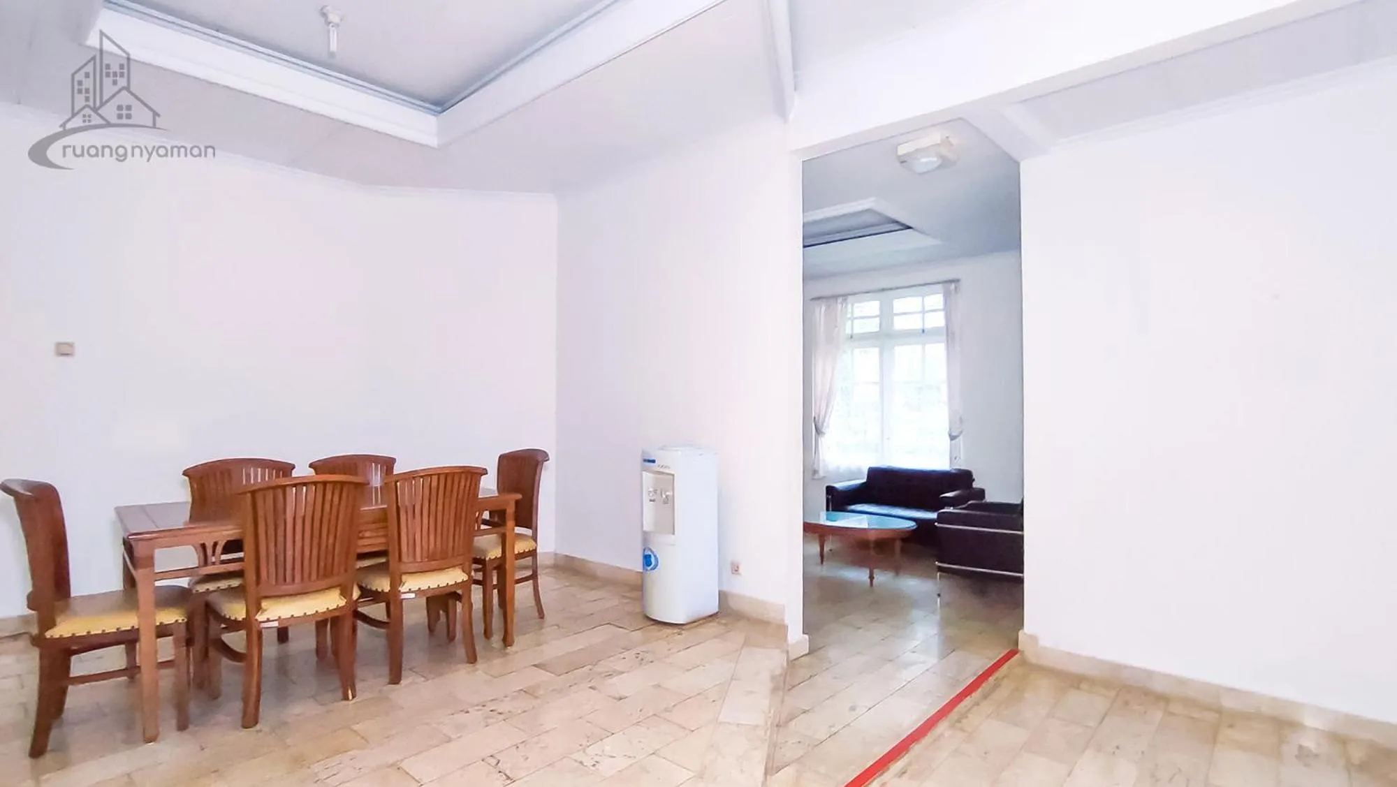 Living room in Sukanagalih Resort by Ruang Nyaman