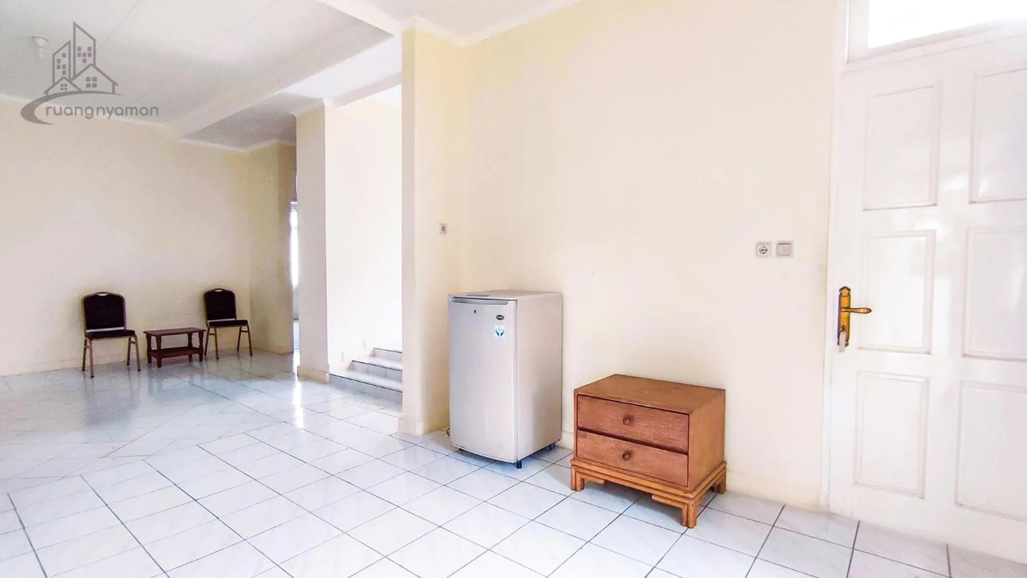 Kitchen or kitchenette in Sukanagalih Resort by Ruang Nyaman