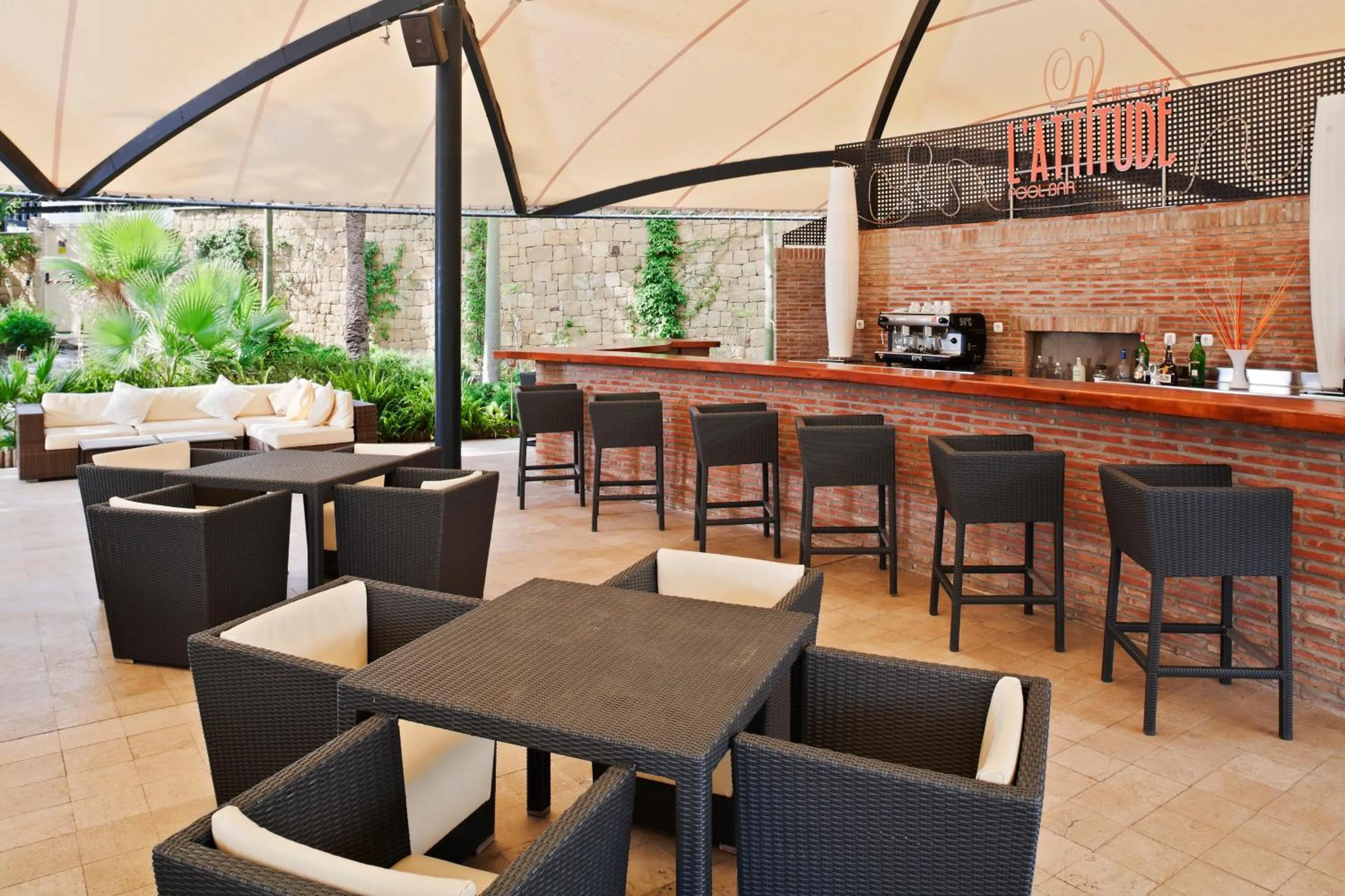 Lounge or bar in Senator Banus