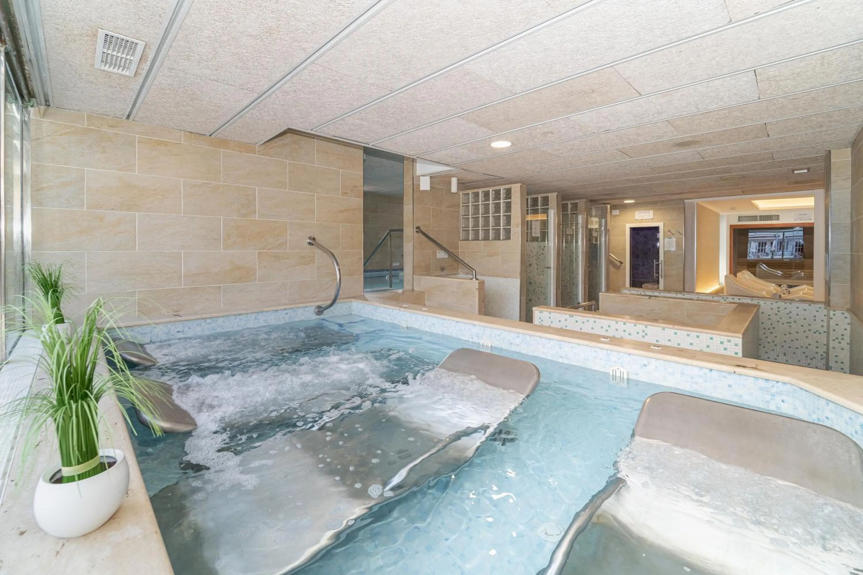 Spa and wellness centre/facilities in Caprice Janeiro Hotel & Spa