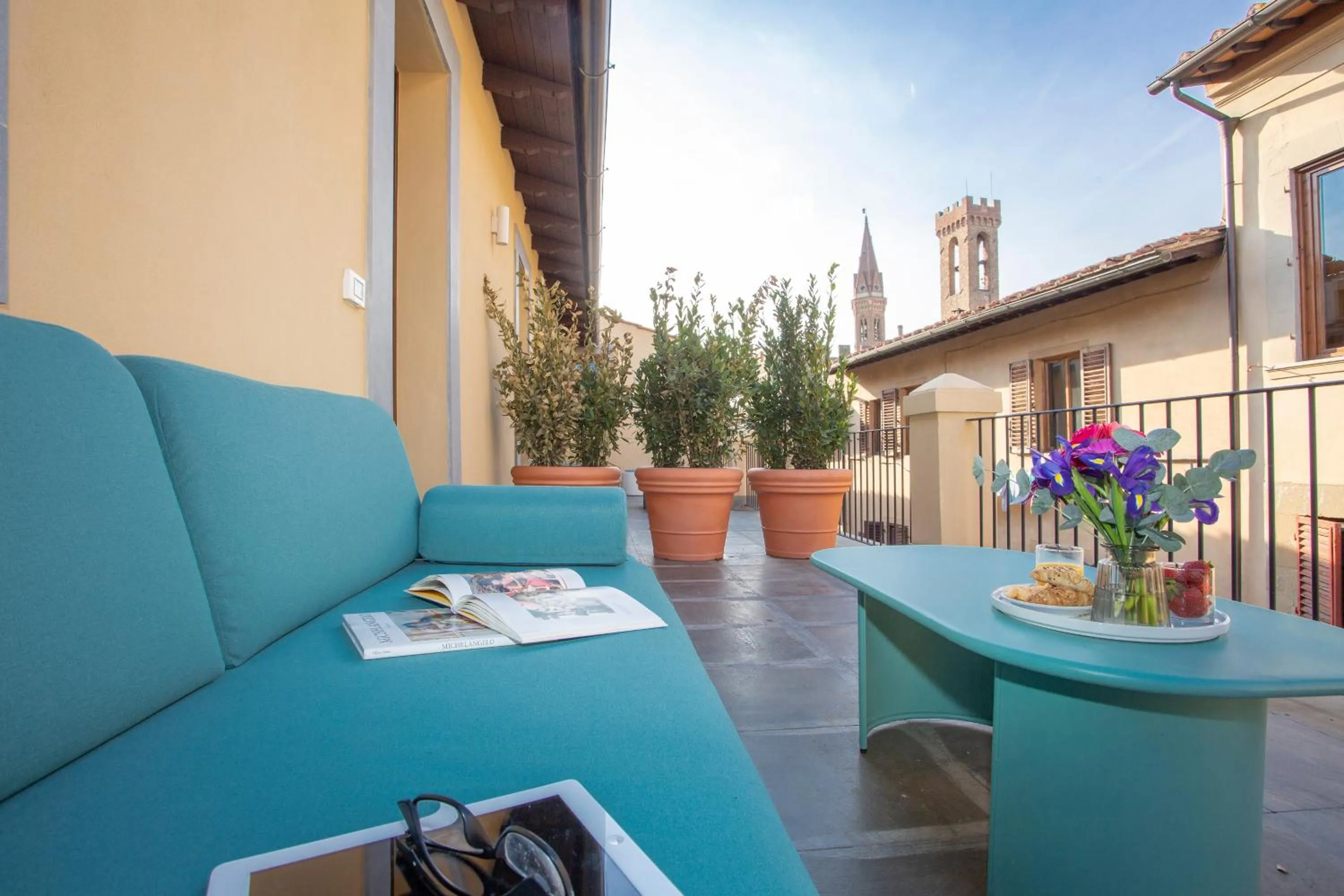 Balcony/Terrace in Casual Rinascimento Firenze