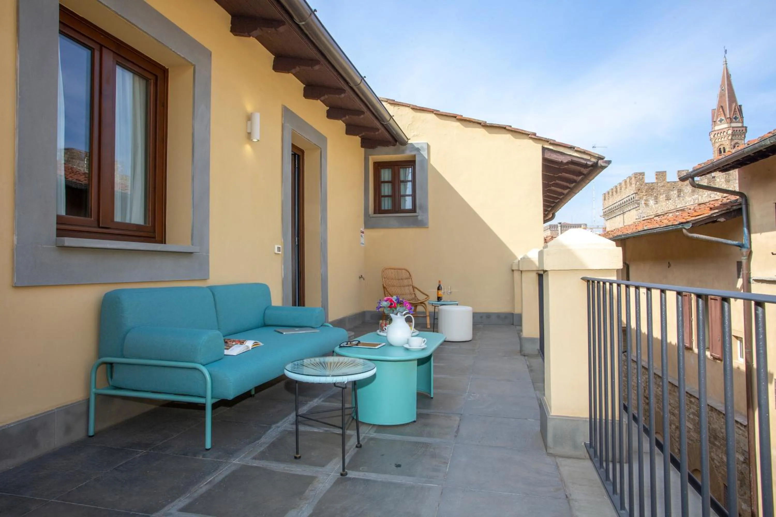 Balcony/Terrace in Casual Rinascimento Firenze