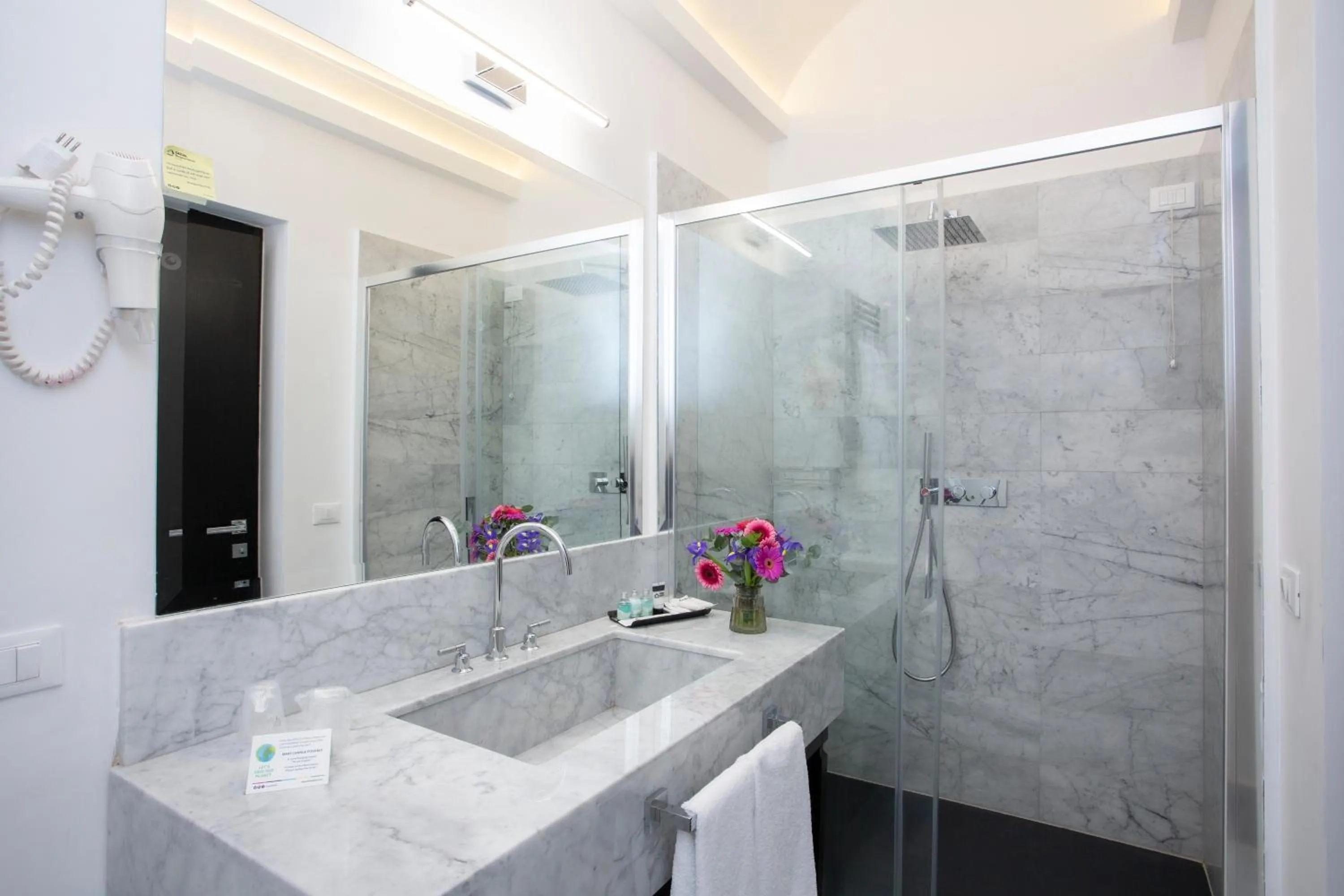 Bathroom in Casual Rinascimento Firenze