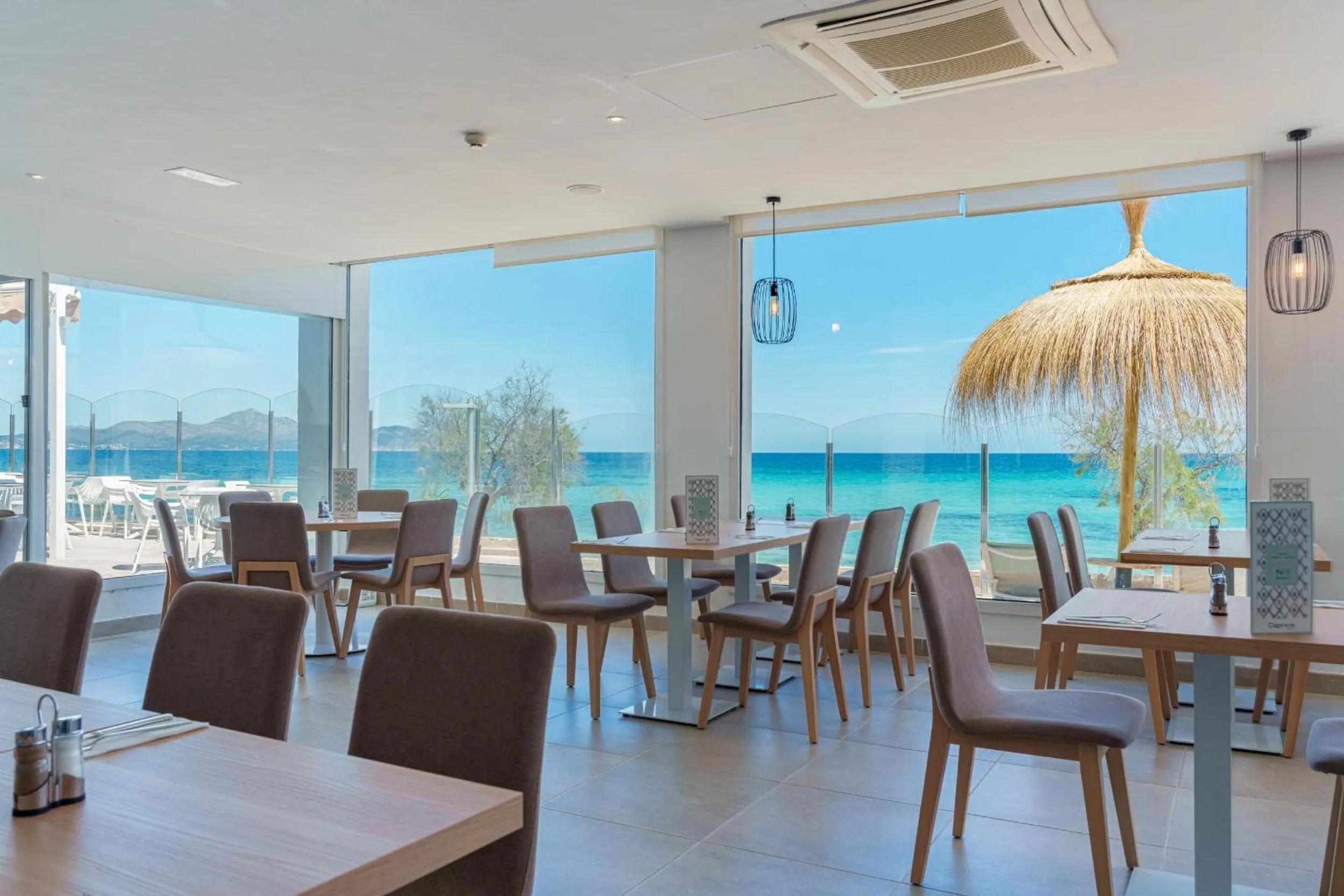 Restaurant/places to eat in Caprice Concord Hotel & Spa