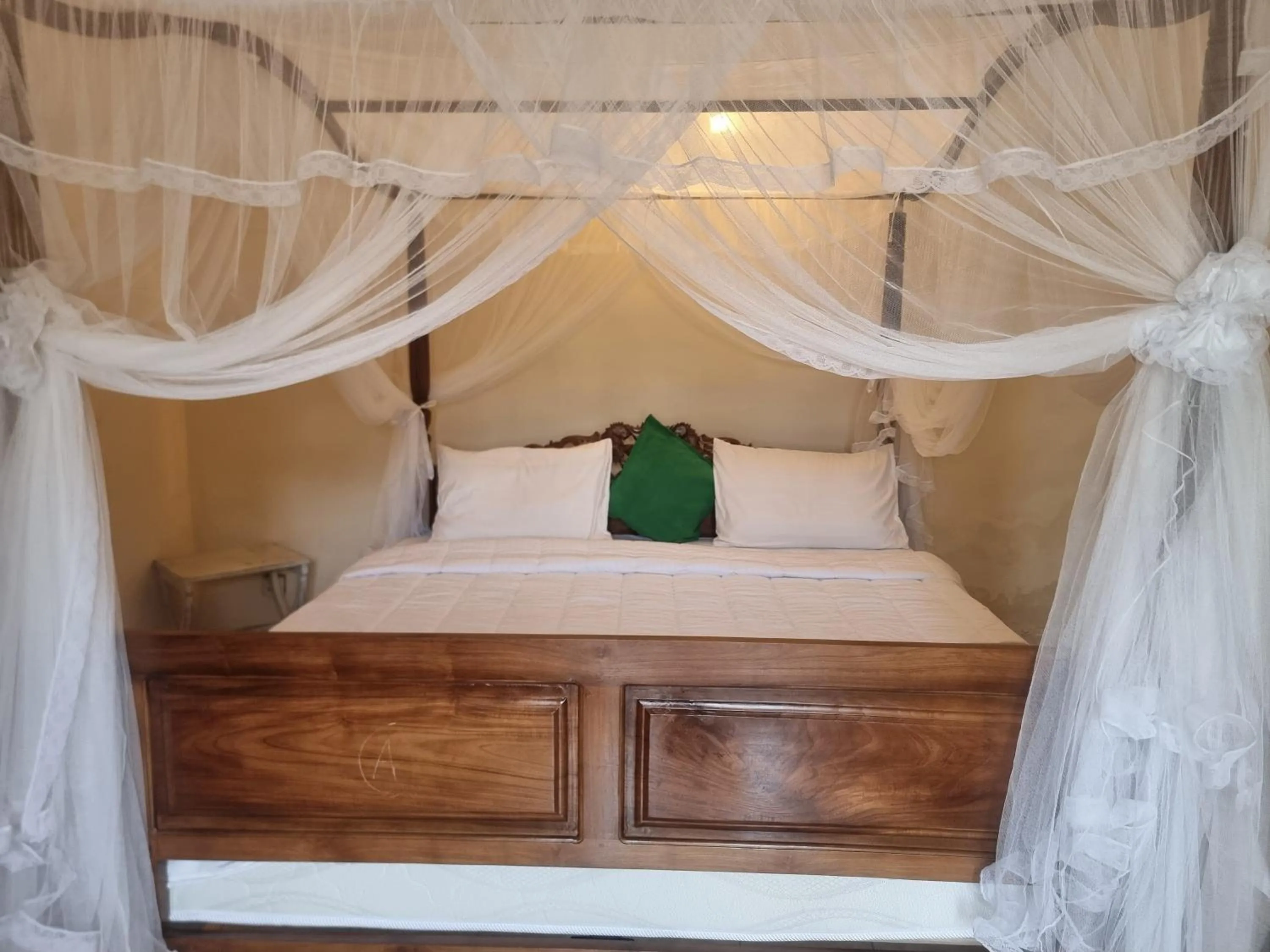 Bed in Victory colombo