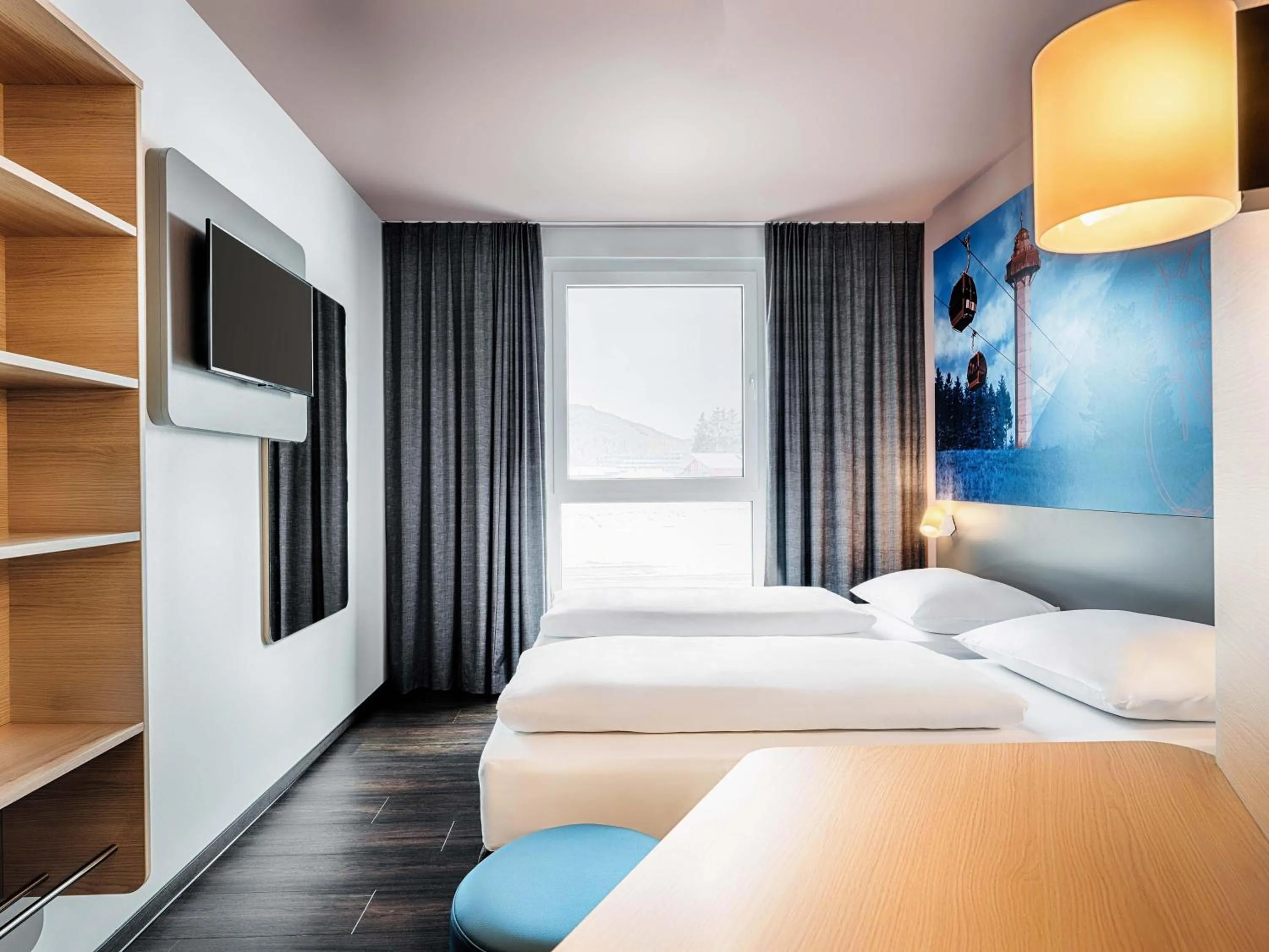 Photo of the whole room, Bed in B&B Hotel Willingen