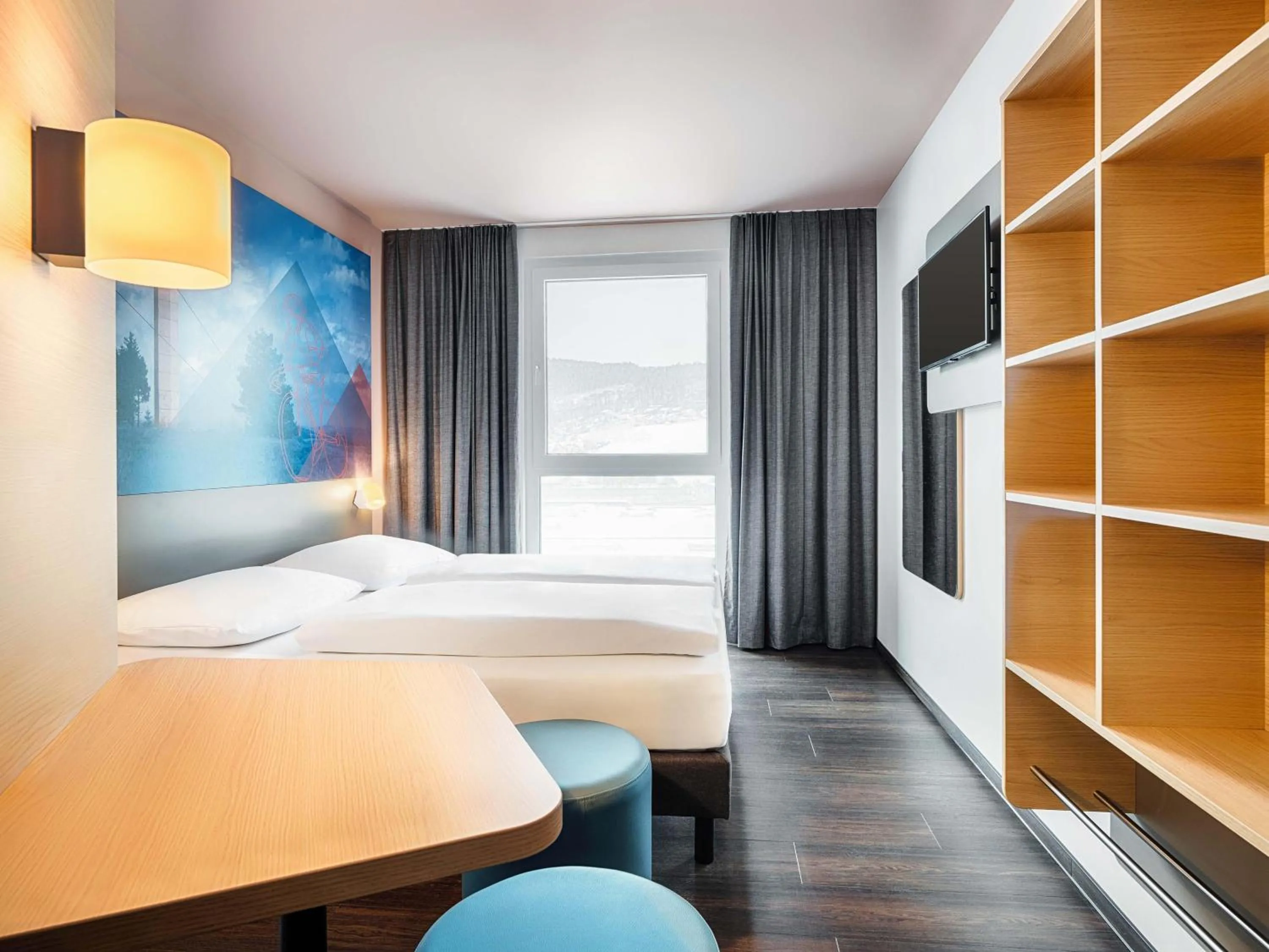 Photo of the whole room, Bed in B&B Hotel Willingen