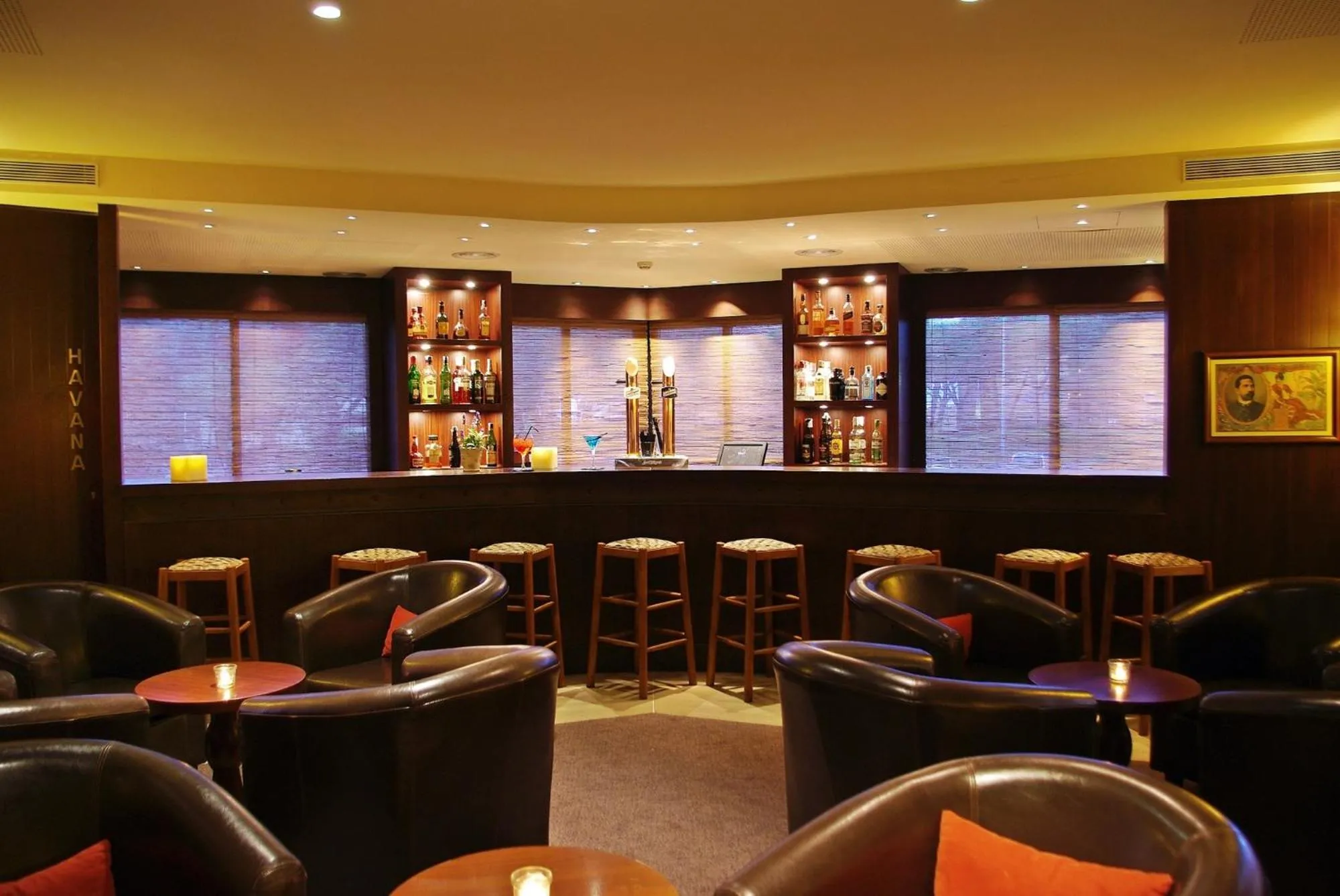 Lounge or bar in La Costa Hotel Golf & Beach Resort