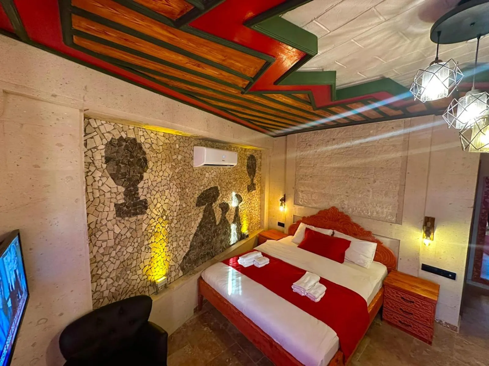 Bed in Gemosa Cappadocia Hotel