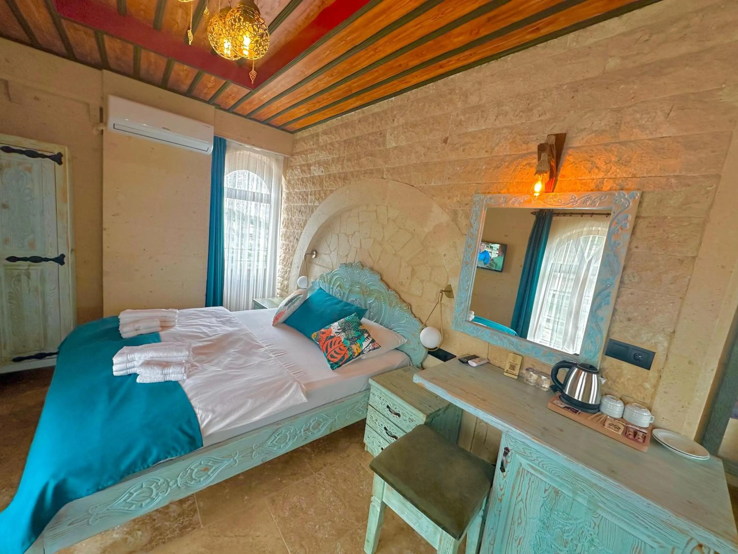 Bed in Gemosa Cappadocia Hotel