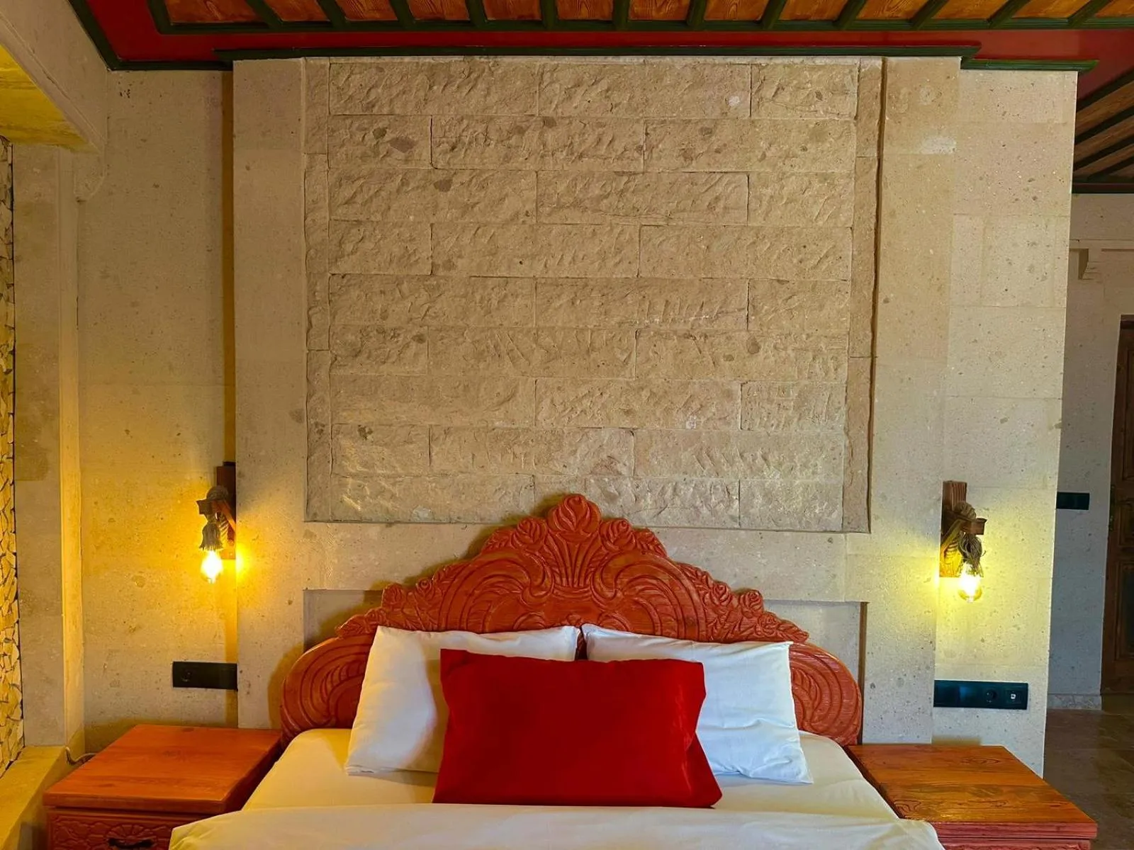 Bed in Gemosa Cappadocia Hotel