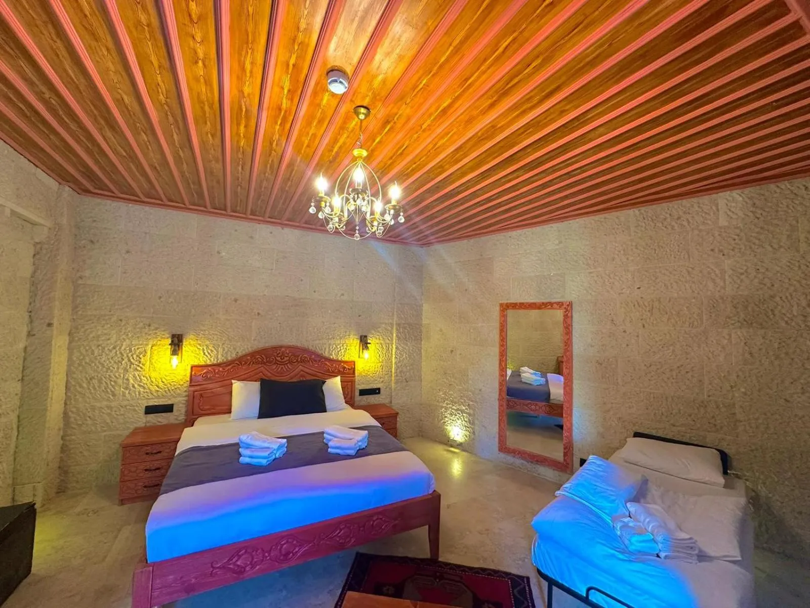 Bed in Gemosa Cappadocia Hotel