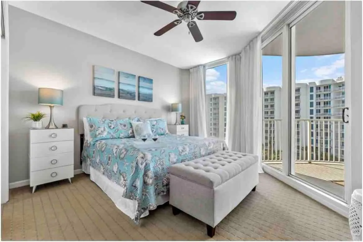 Bed in Pink Sunsets at the Palms of Destin Across from Beach, Heated Pool Shuttle & Dining