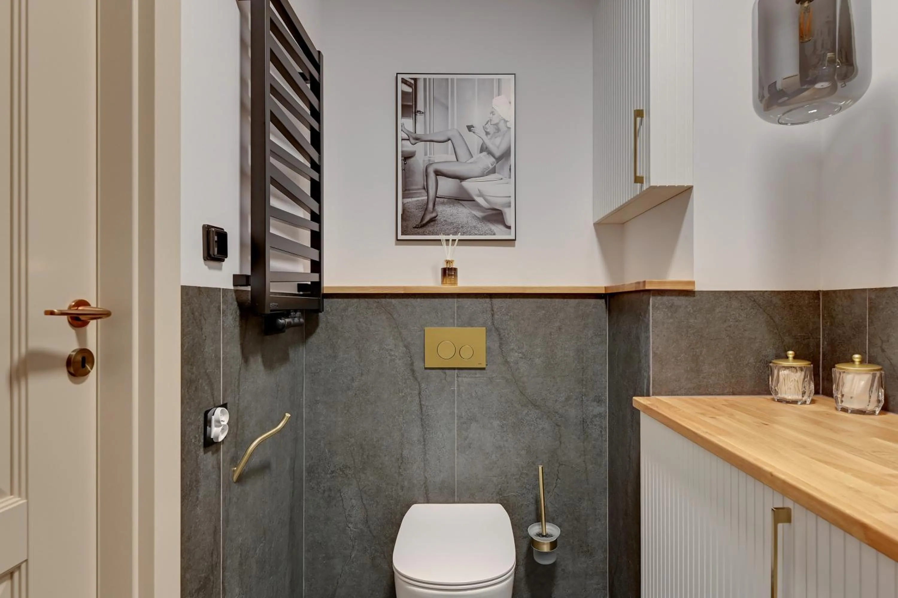 Toilet in RentPlanet - Apartamenty Chlebova II
