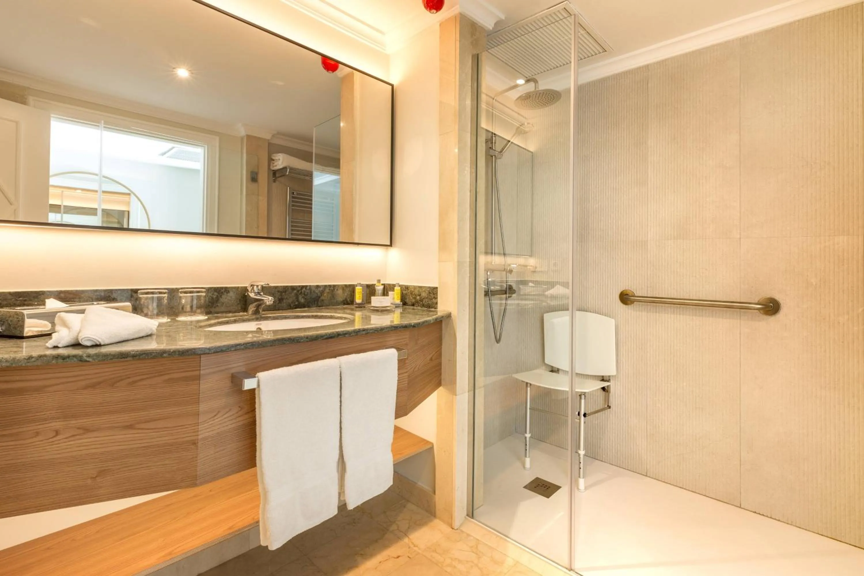 Bathroom in Denia Marriott La Sella Golf Resort & Spa