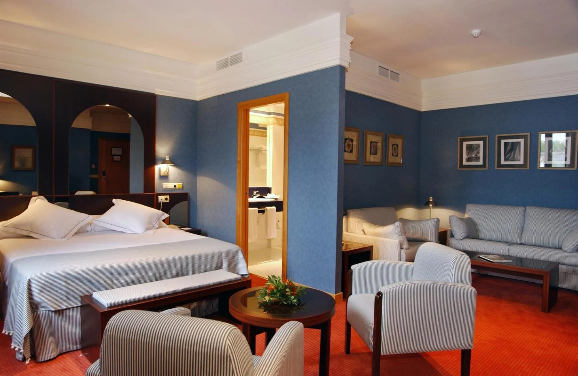 Photo of the whole room, Bed in Hotel Soho Boutique Jerez