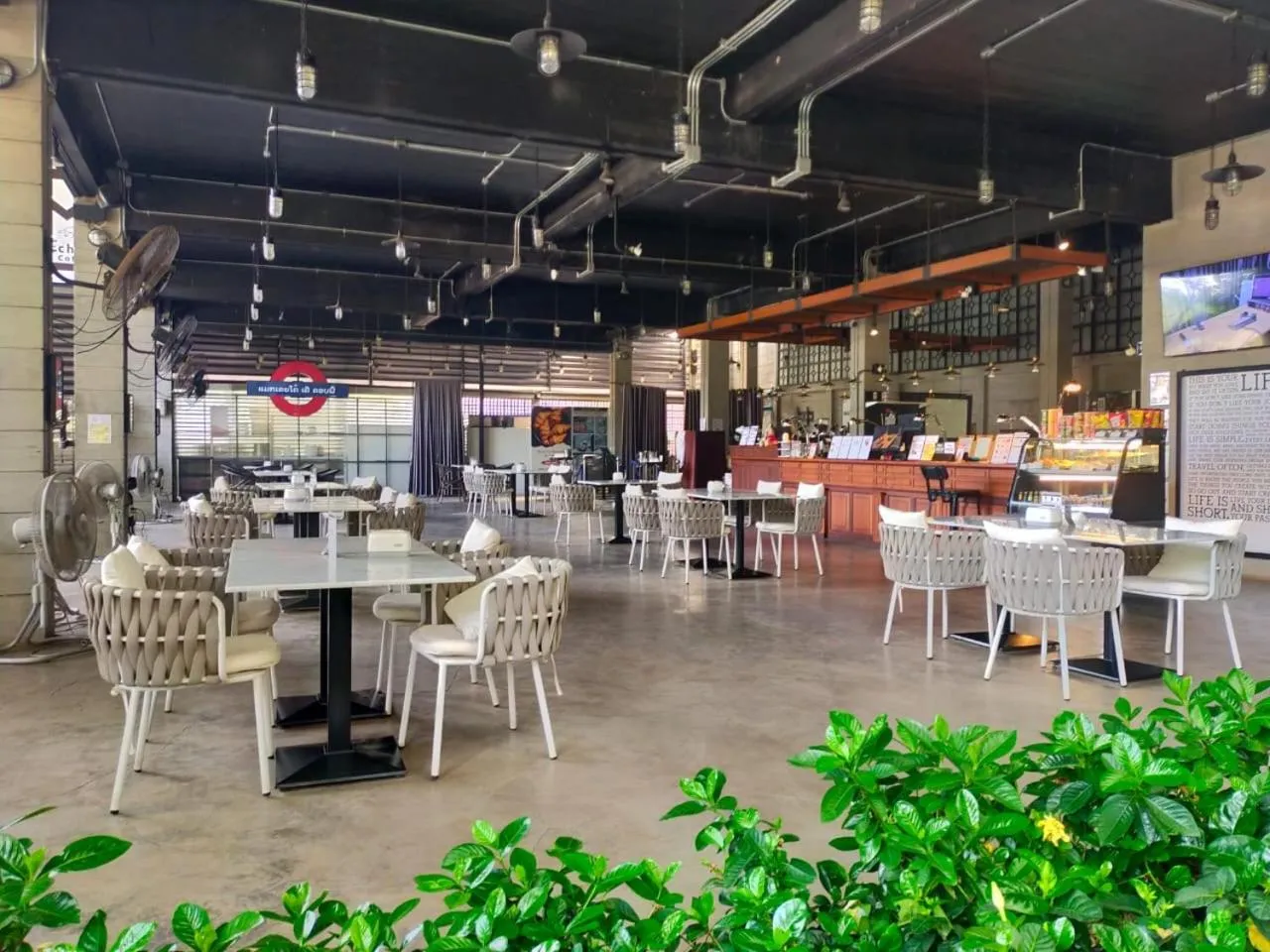 Macchiato Resort Savannakhet Opposite Thai Embassy