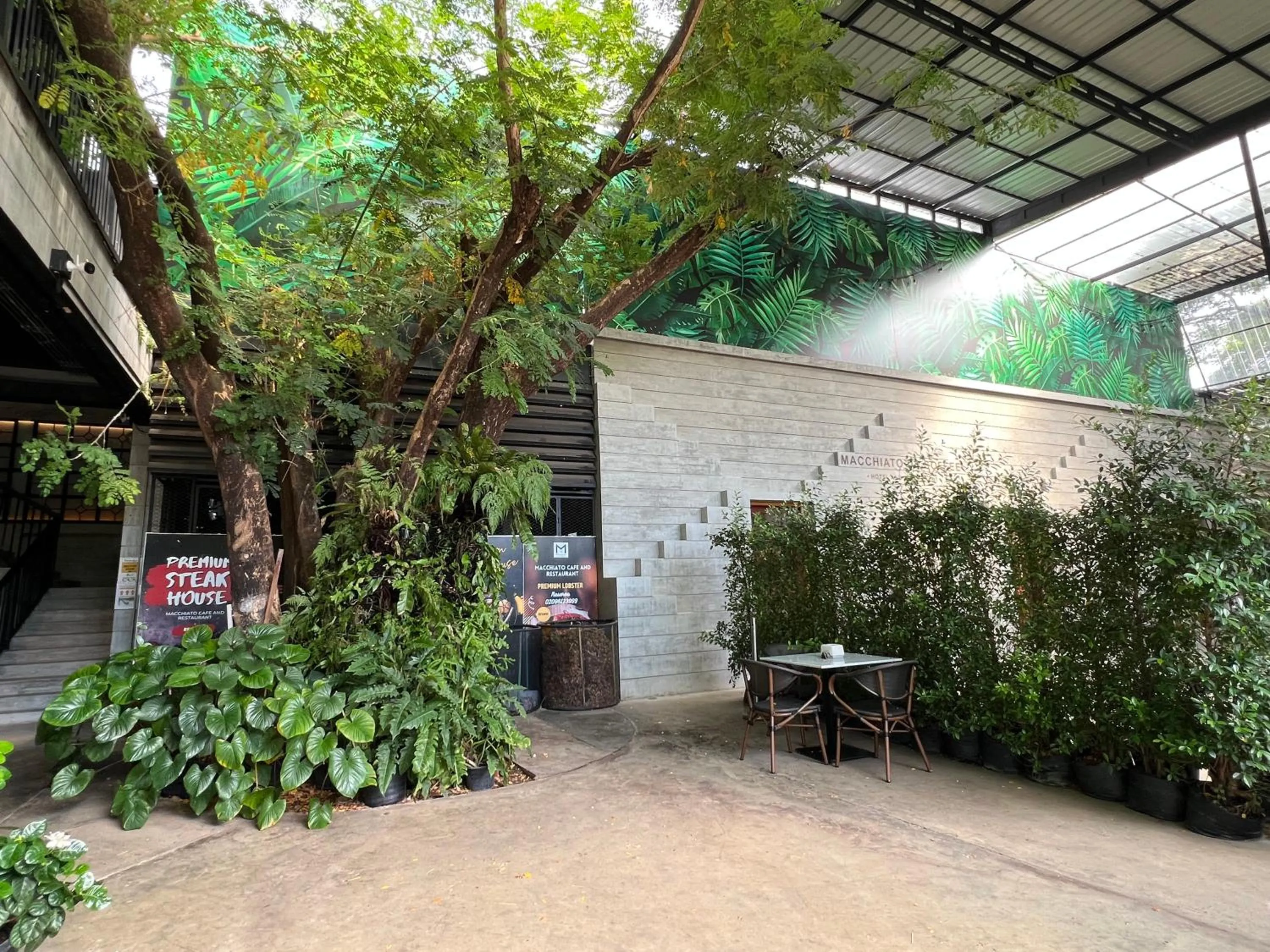 Macchiato Resort Savannakhet Opposite Thai Embassy