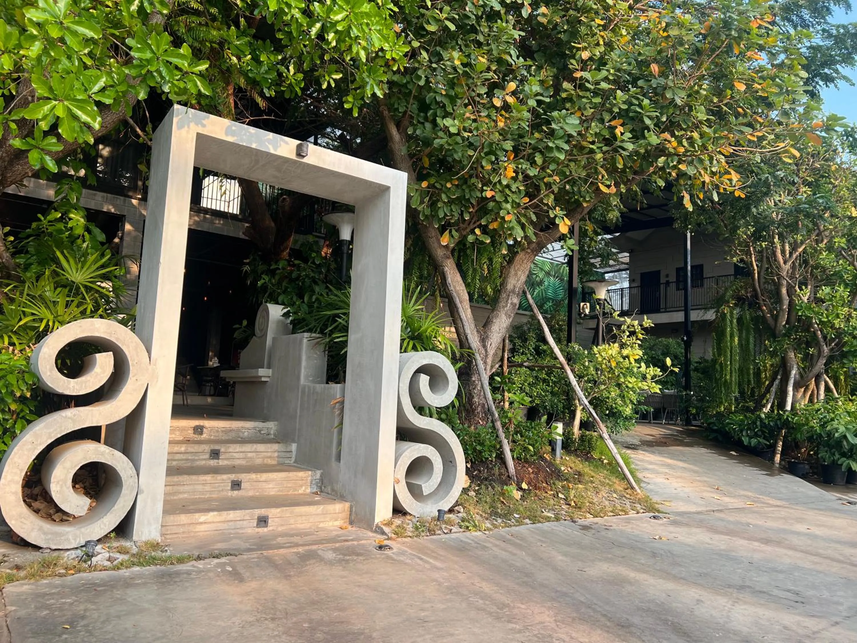 Macchiato Resort Savannakhet Opposite Thai Embassy