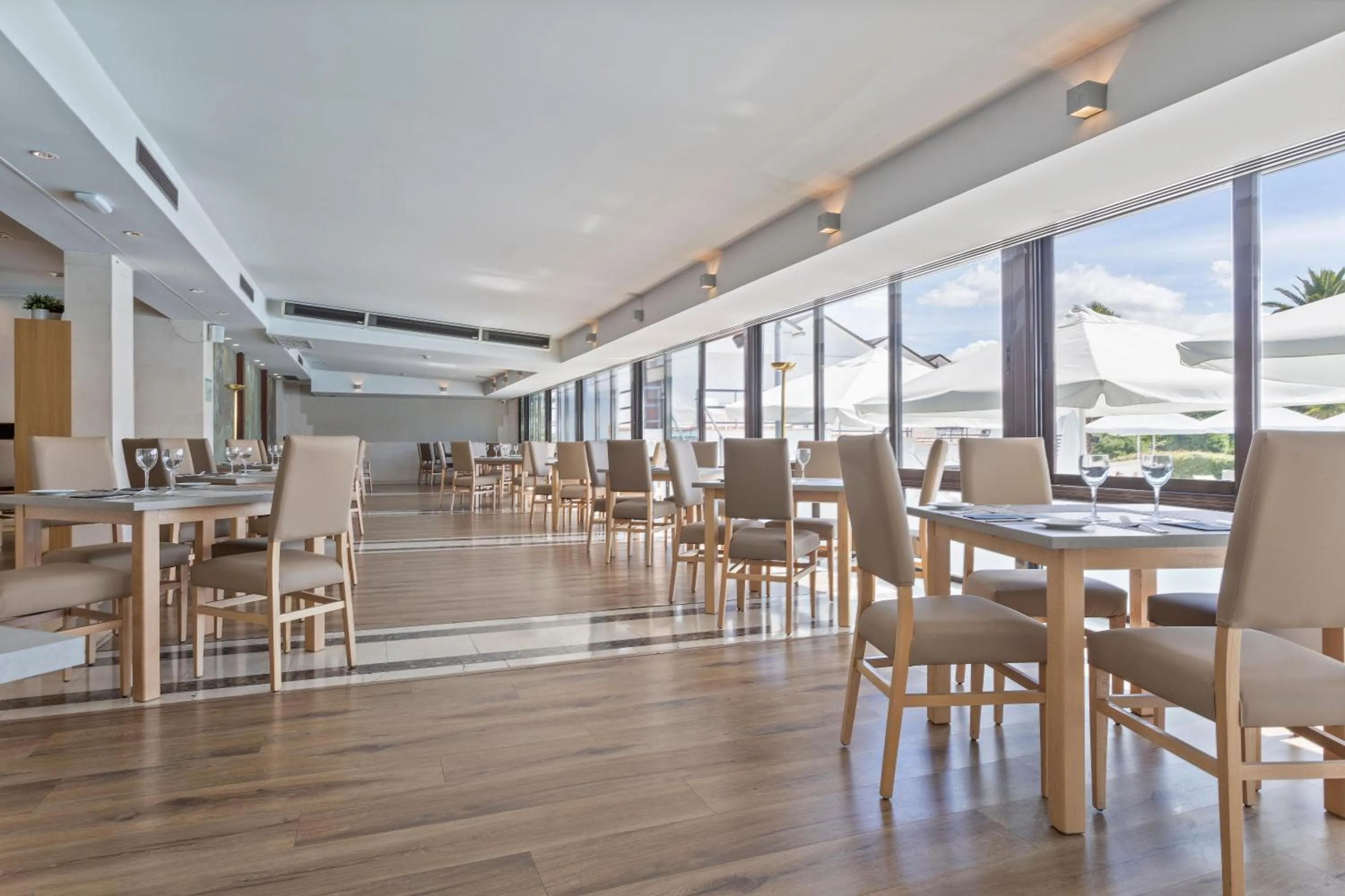 Restaurant/places to eat in Hotel Best Osuna