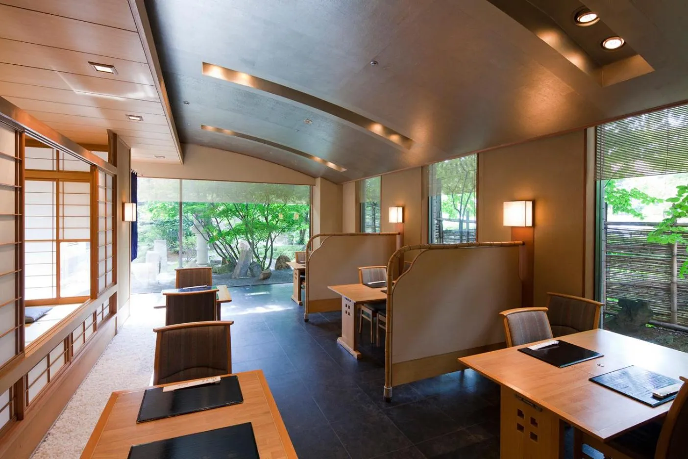 Restaurant/places to eat in The Saihokukan Hotel